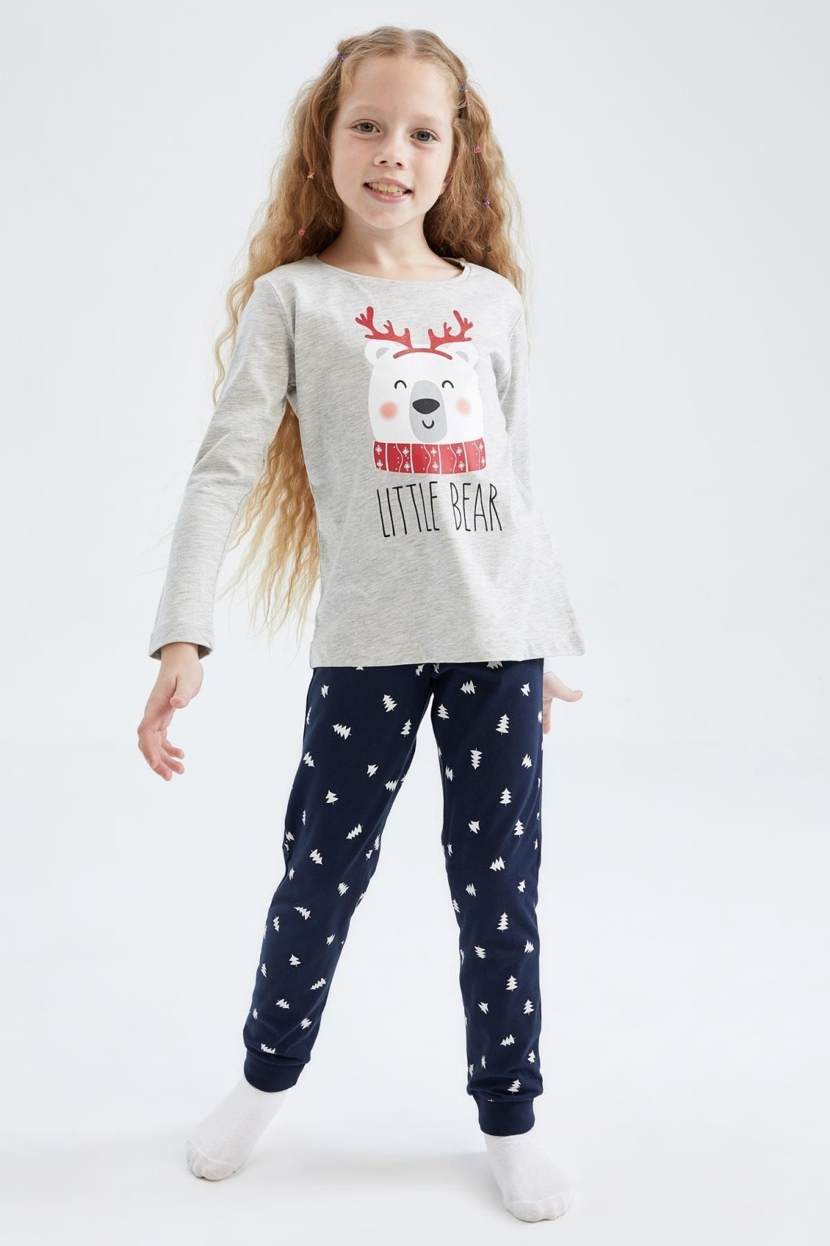 Defacto Kız Çocuk Yılbaşı Temalı Uzun Kollu Penye Pijama Takım
