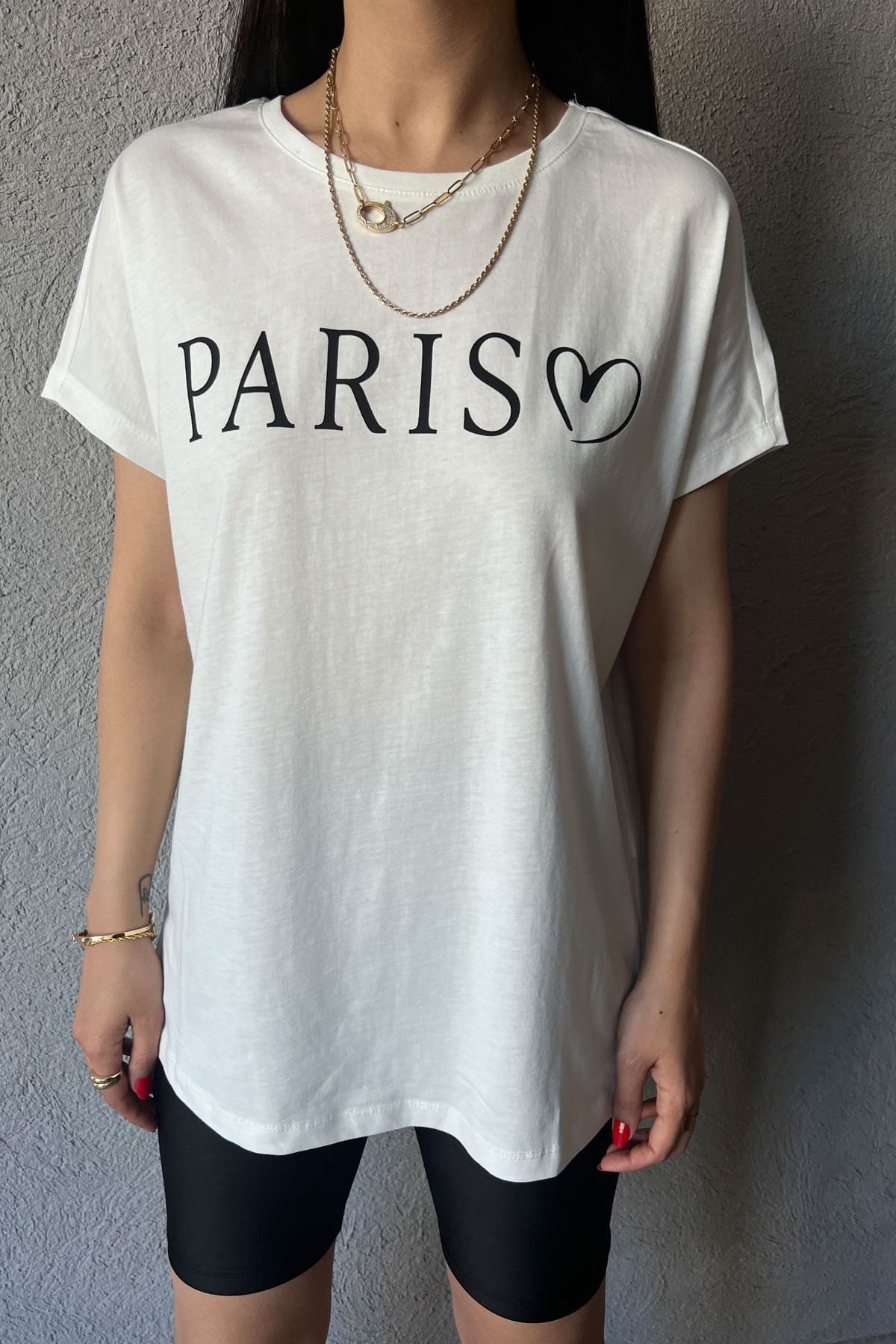 Seda Yalçın Atelier Beyaz Paris Yazılı Basic T-shirt