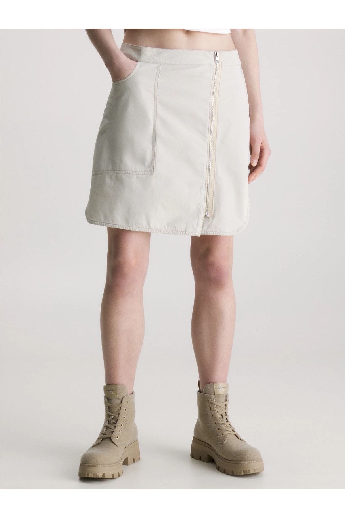 Calvin Klein Kadın Kısa Boy Dokuma Kumaş Yazlık Kullanım Ekru Etek J20J221435-ACF