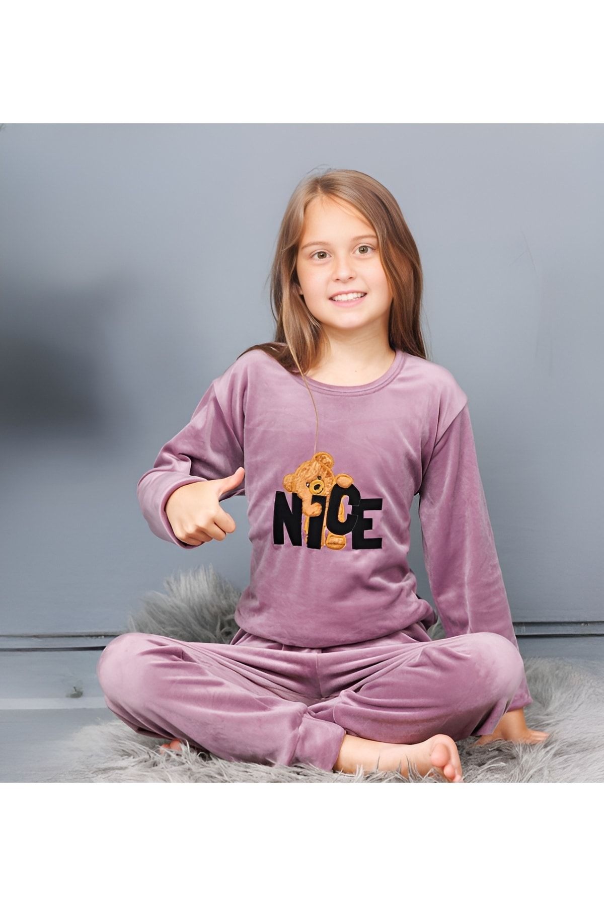 Pyjama Familya Kız Çocuk Kadife Figürlü Pijama Takımı