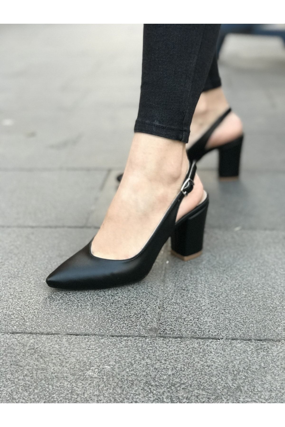 Venardi Kadın Siyah Klasik Topuklu Ayakkabı