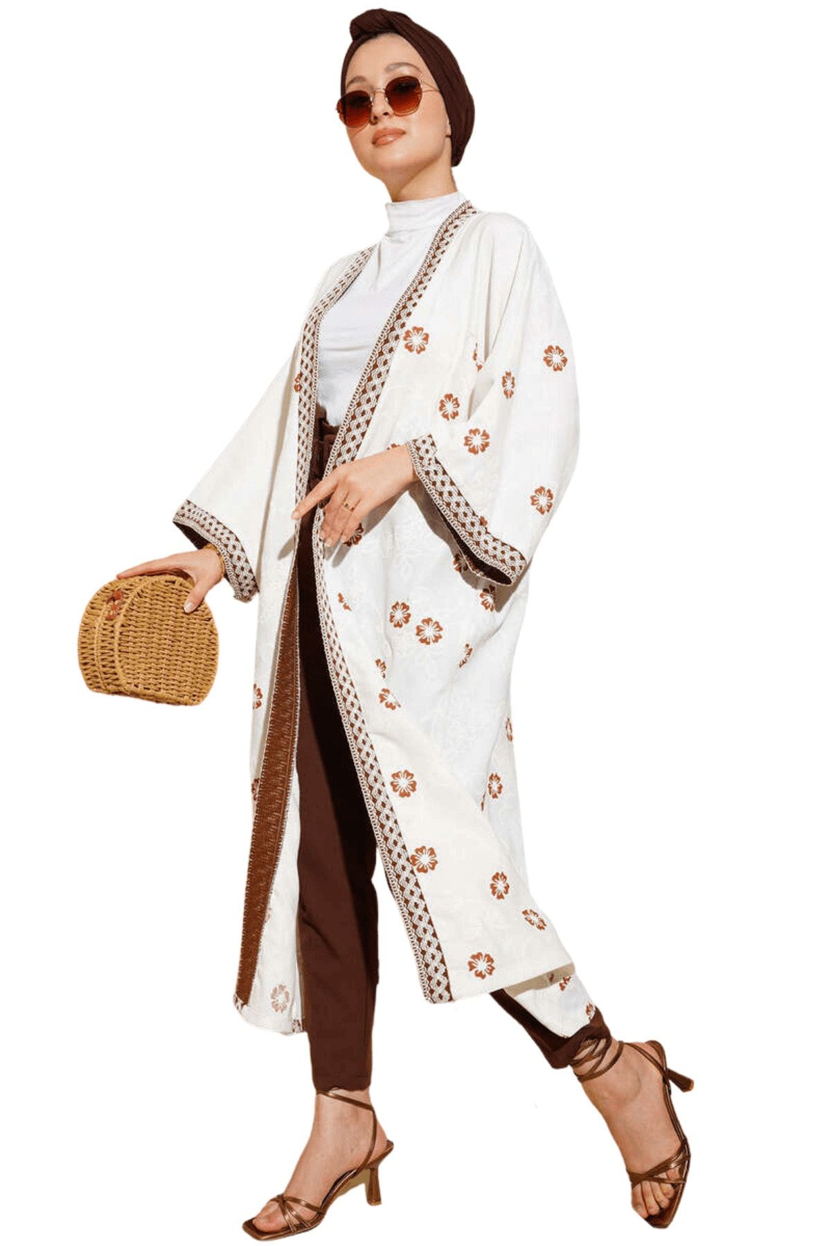 butikburuç Kadın Kahve Kenarları Nakış Detaylı Keten Kimono