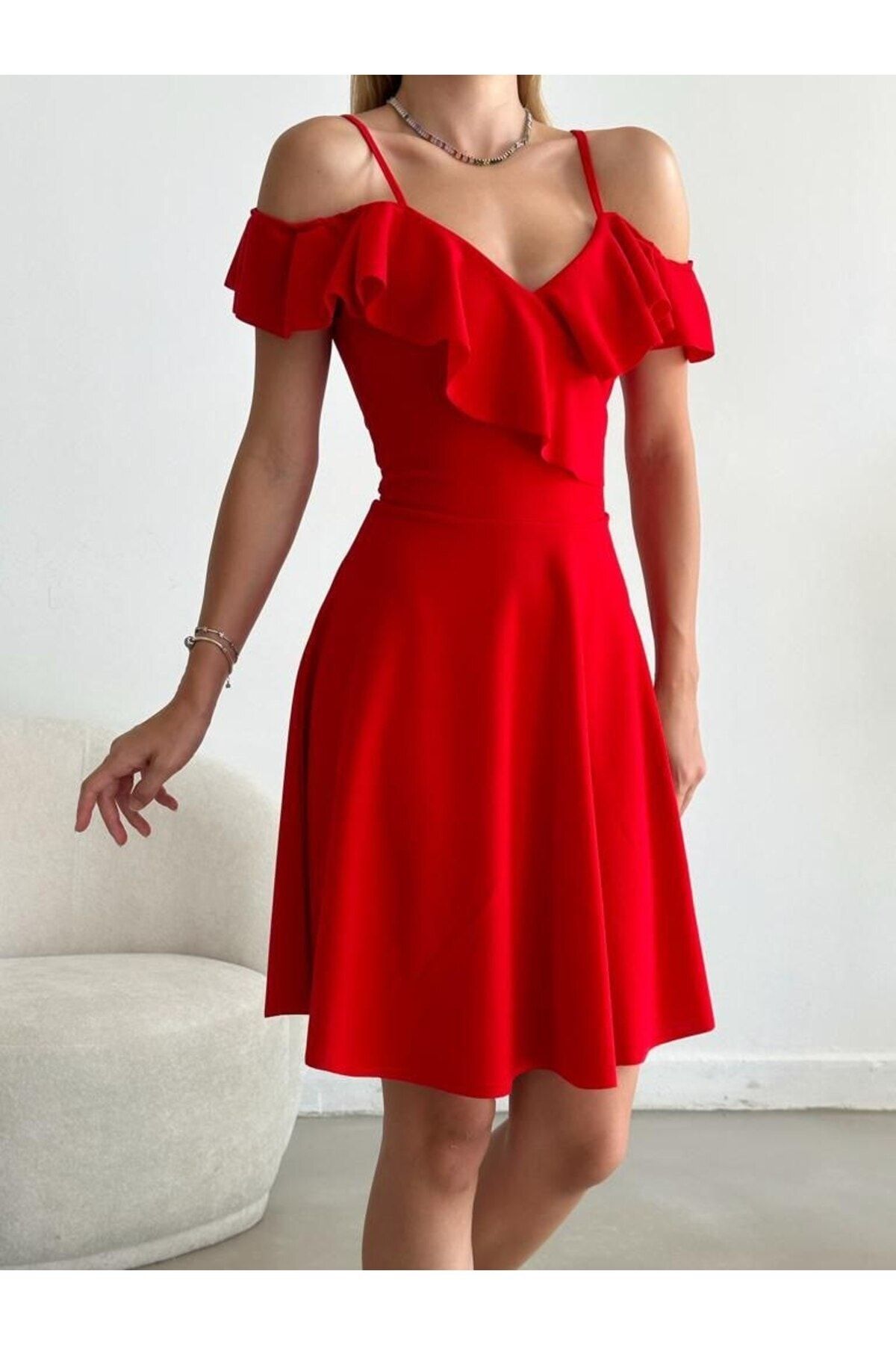 Secret Passion Lingerie Esnek Krep Kumaş Yakası Volan Detaylı Ince Askılı Kiloş Kırmızı Abiye Elbise Gece Elbisesi 077