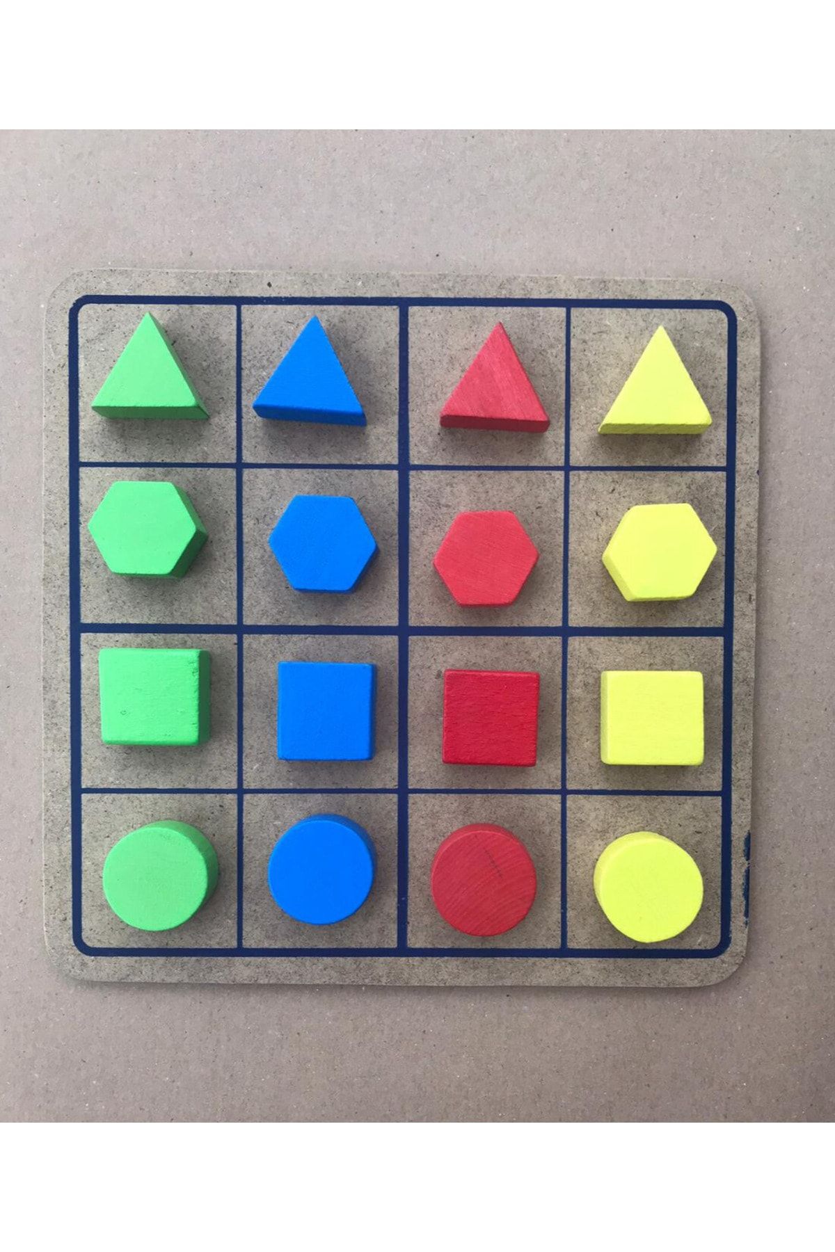 SoyluAhşap Ahşap Oyuncak - Şekillerle ve Renklerle Sudoku - Eğitici Oyuncak