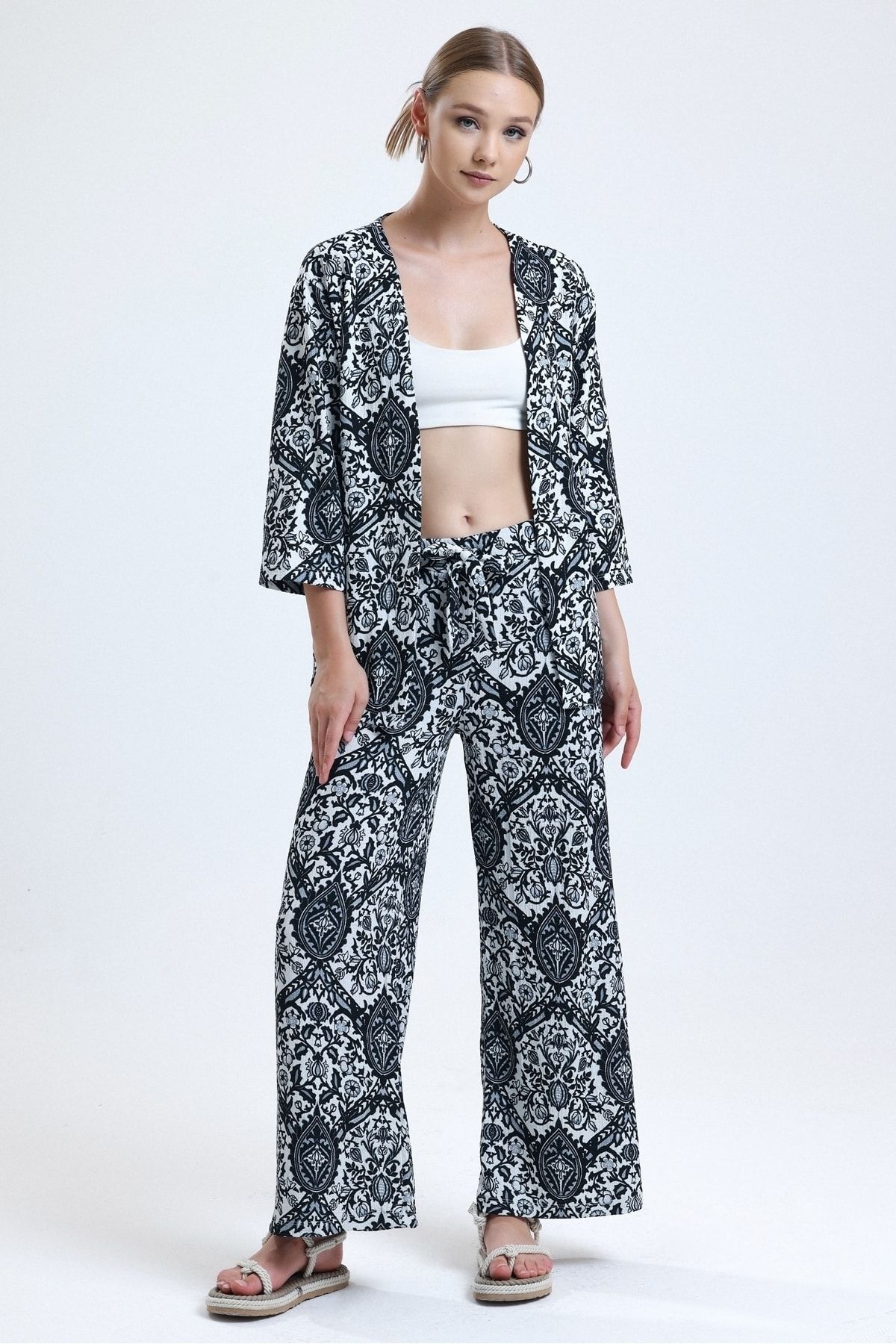 MD trend Kadın Siyah Çiçek Desenli Bol Paça Pantolon Kimono Takım