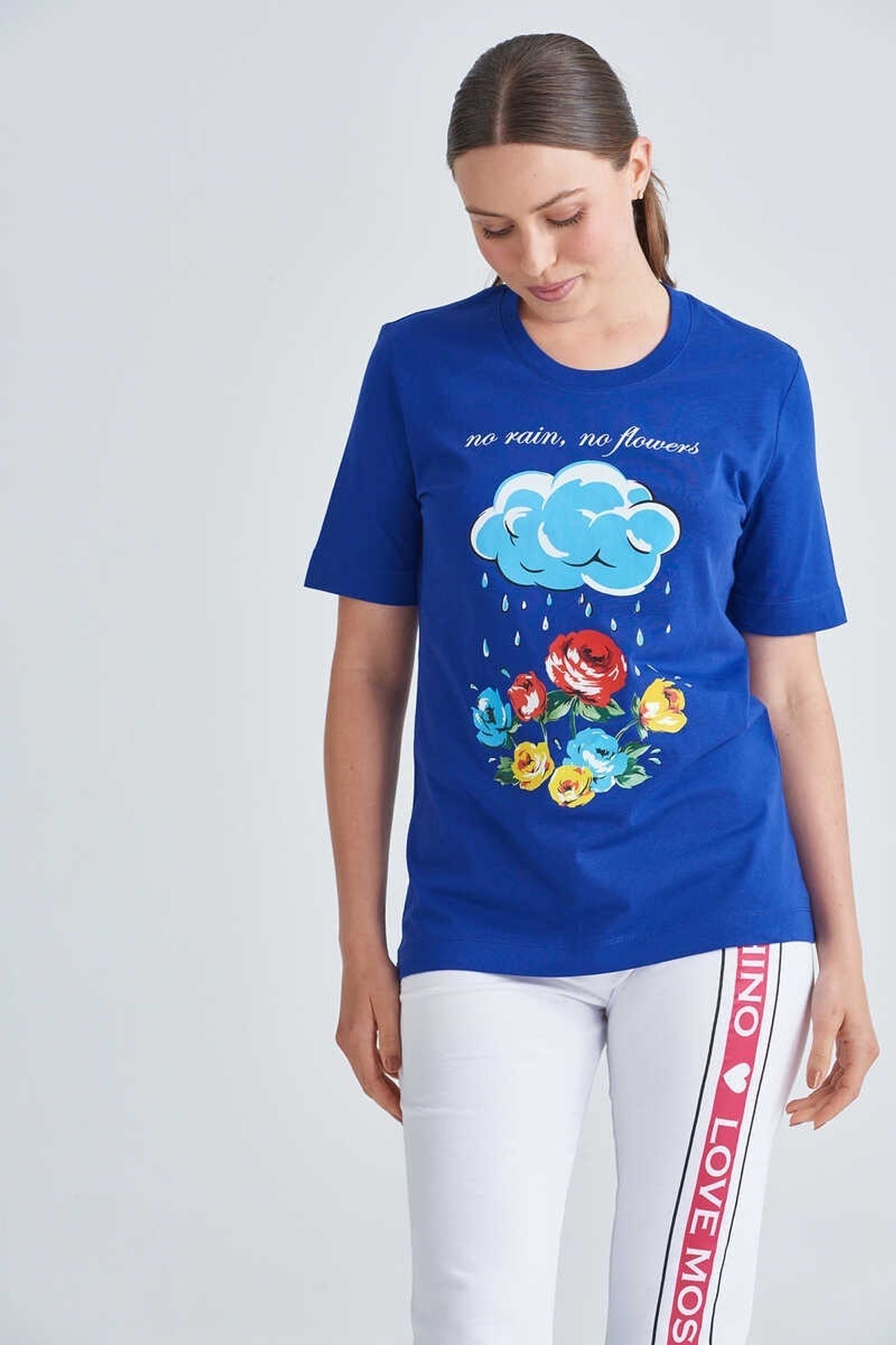 Moschino Moschino Kadın Bulut Baskılı T-Shirt