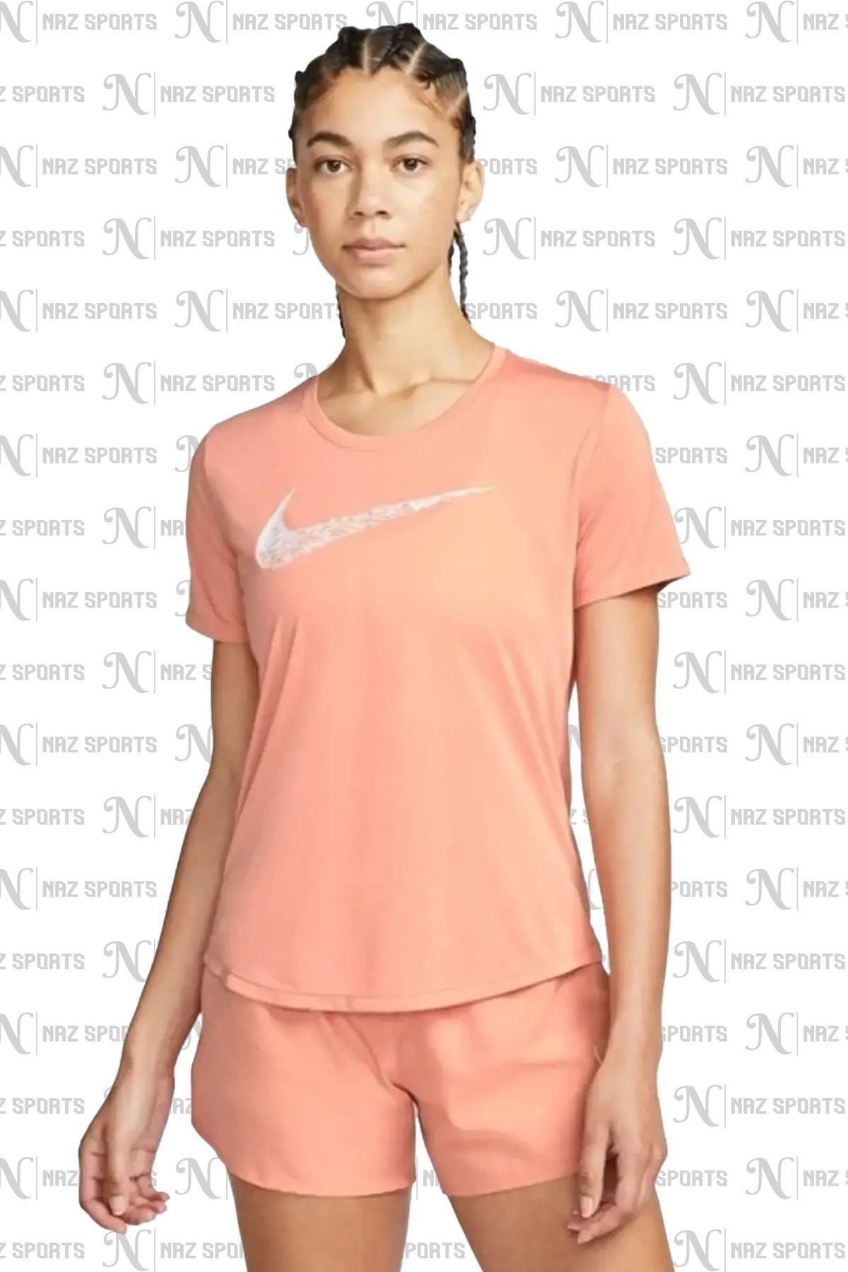 Nike Dri-Fit Swoosh Running Kadın Standart Kesim Spor Tişört