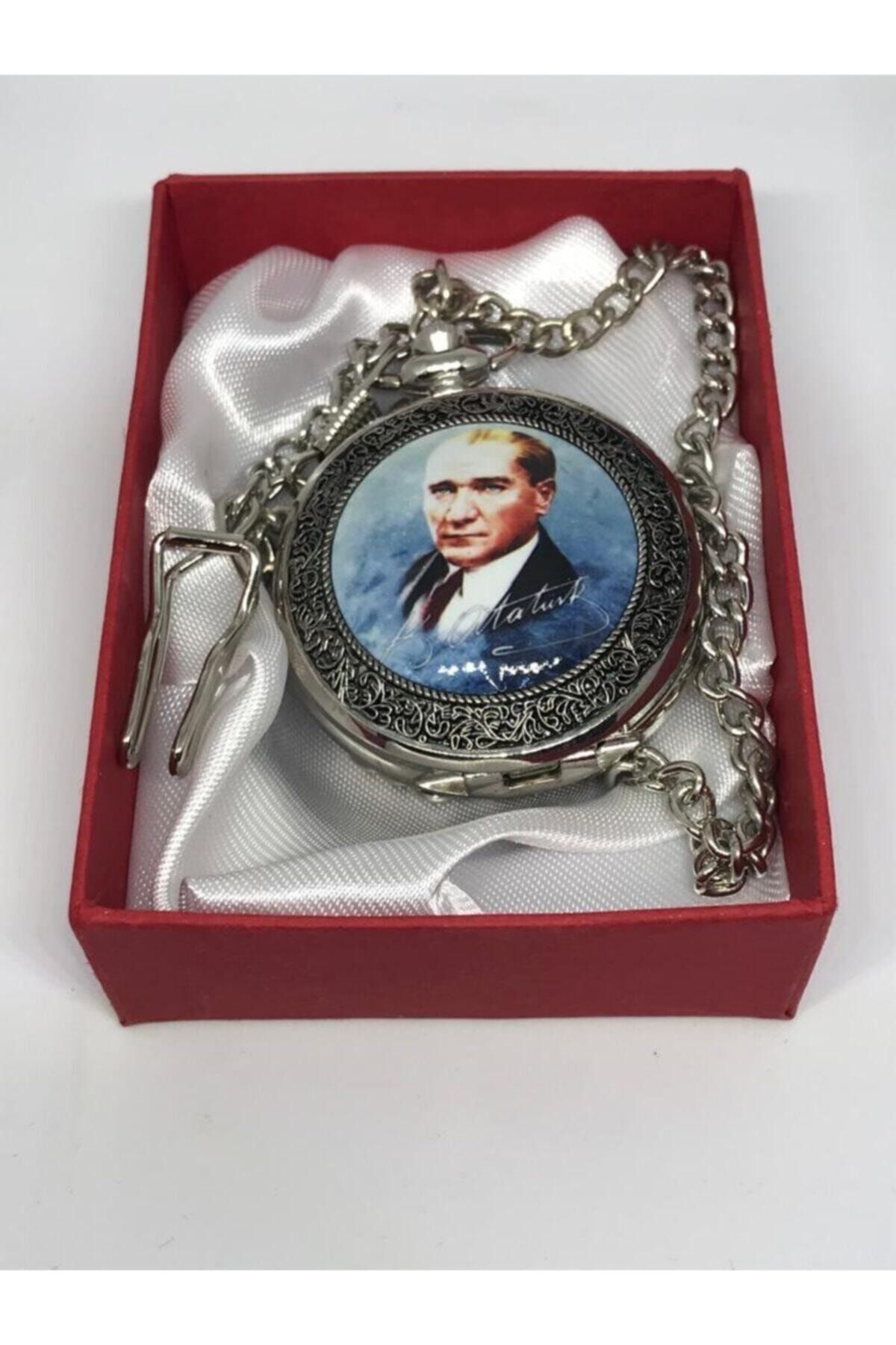 QUARTZ Kadın Gümüş Renk Atatürk Resimli İmzalı Köstekli Cep Saati