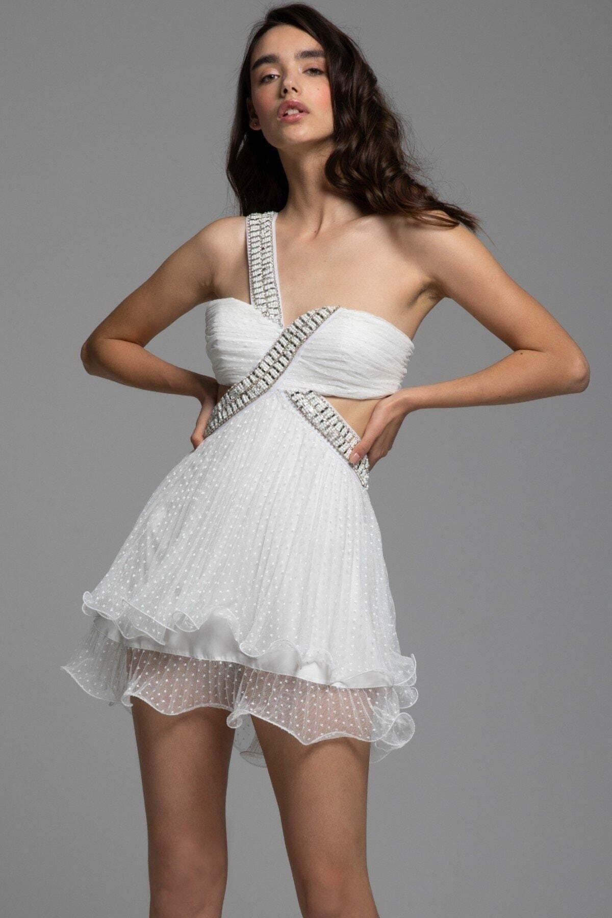 TUBA ERGIN Kadın Beyaz Tül Işleme Detaylı Straplez Mini Tully Elbise