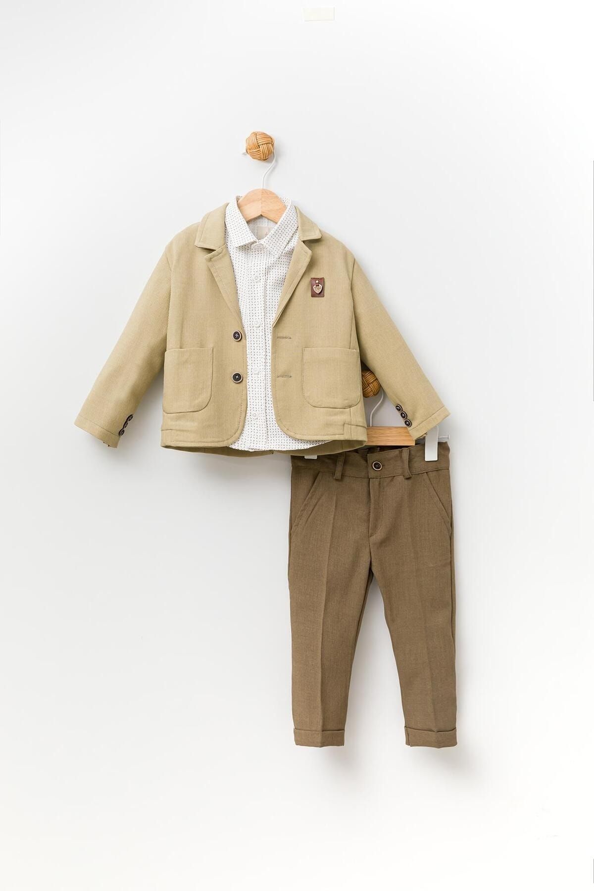 Babydola Kadife Görünümlü Papyonlu Ceket Gömlek Pantolon Bayramlık Erkek Çocuk Takım Elbise 3'lü 13817