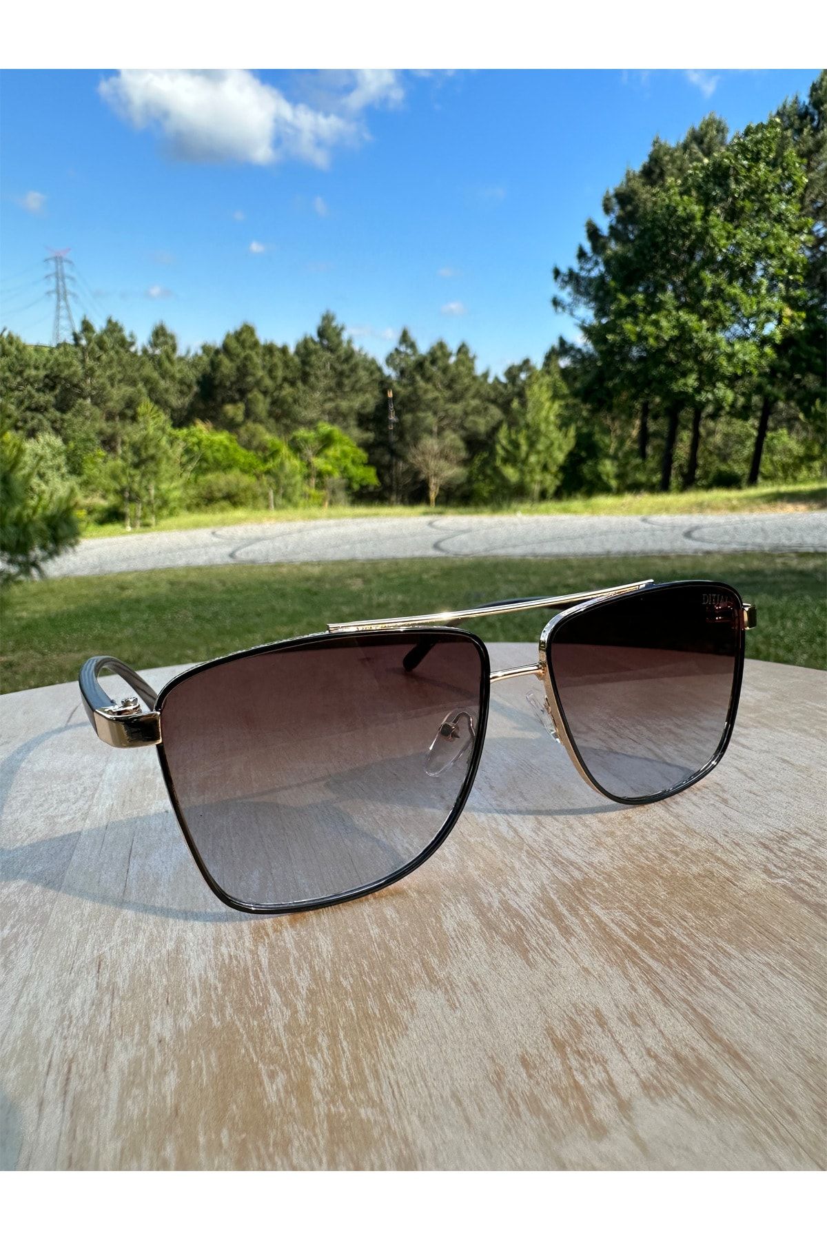 VisionGlasses DITIAI V5 Köşeli Kahverengi Camlı Kadın Güneş Gözlüğü