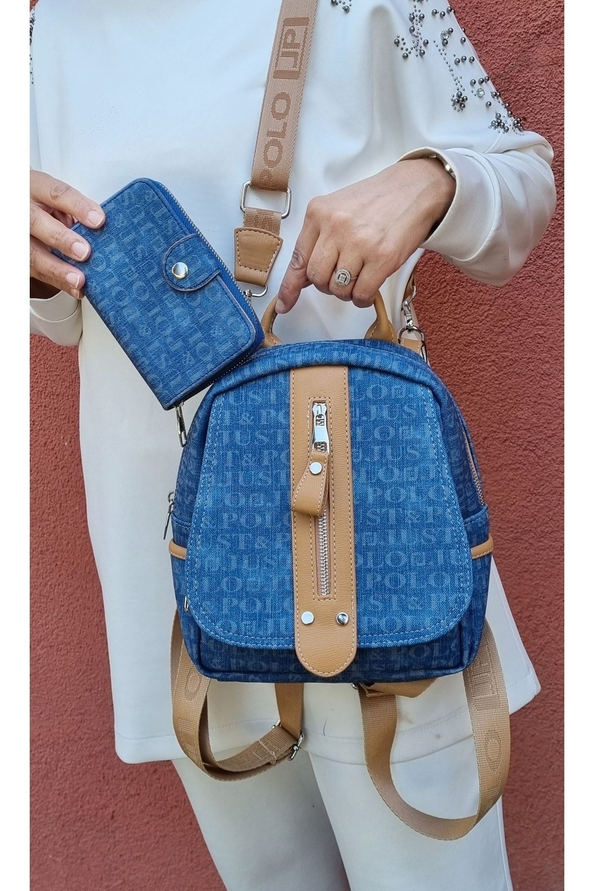 Just Polo justpolo kadın kot rengi monogram baskılı sırt ve omuz çantası ve cüzdan kombini