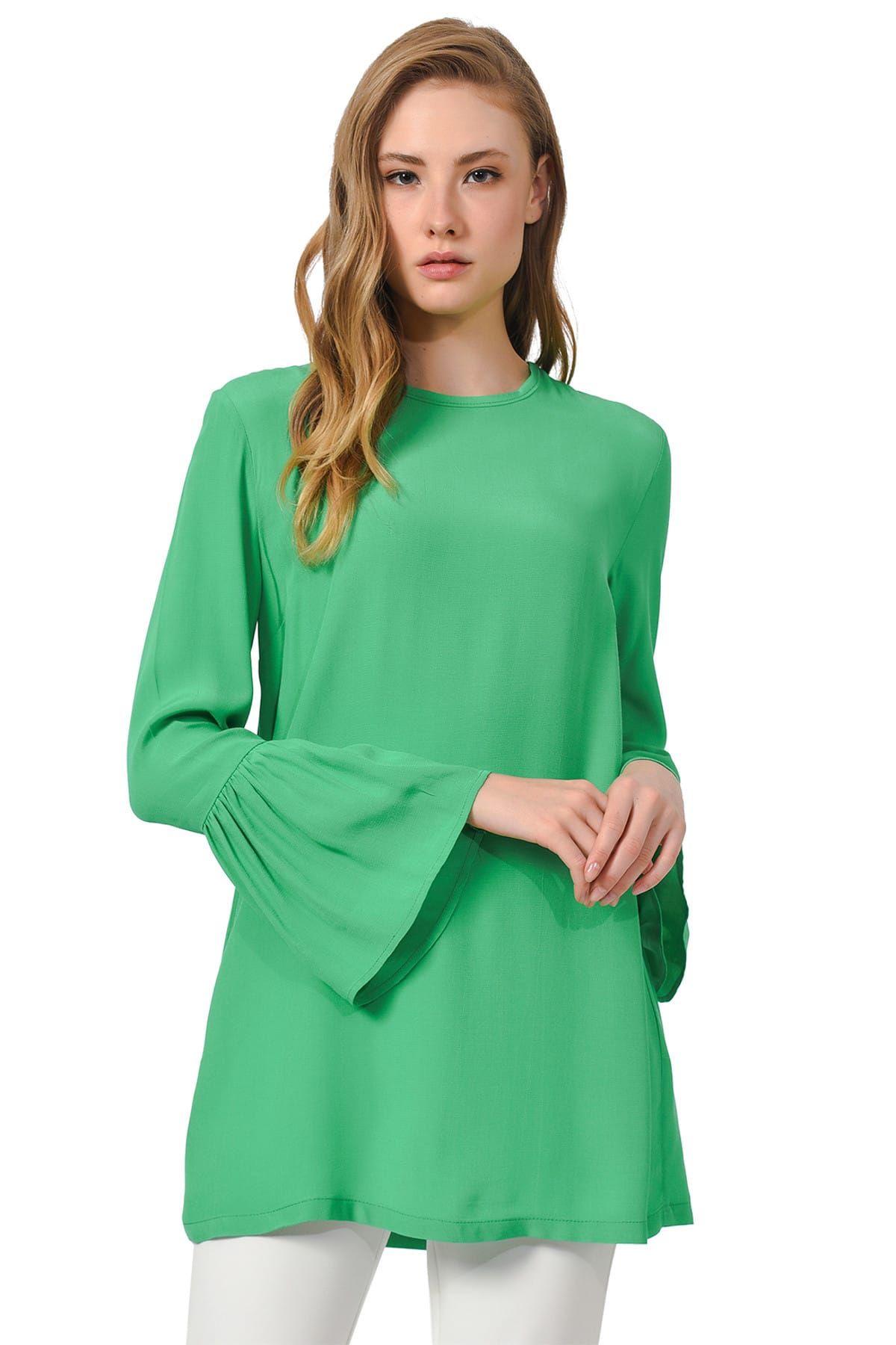 Mizalle Kadın Yeşil Basic Kolları Volanlı Bluz 19YGMZL1012015