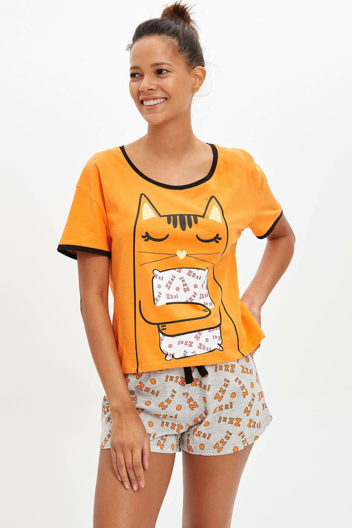 Defacto Kadın Gri Baskılı Şort T-shirt Pijama K9420AZ.19HS.GR157