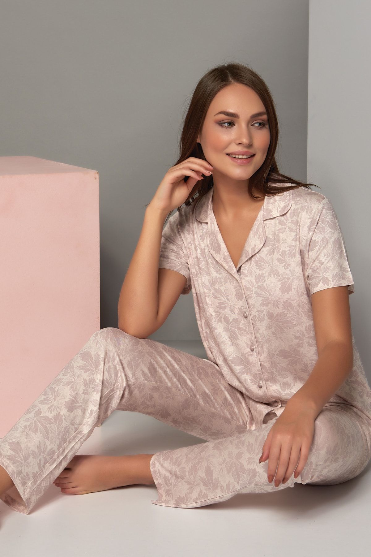Sevim Kadın Yaprak Kısa Kol Pijama Takımı