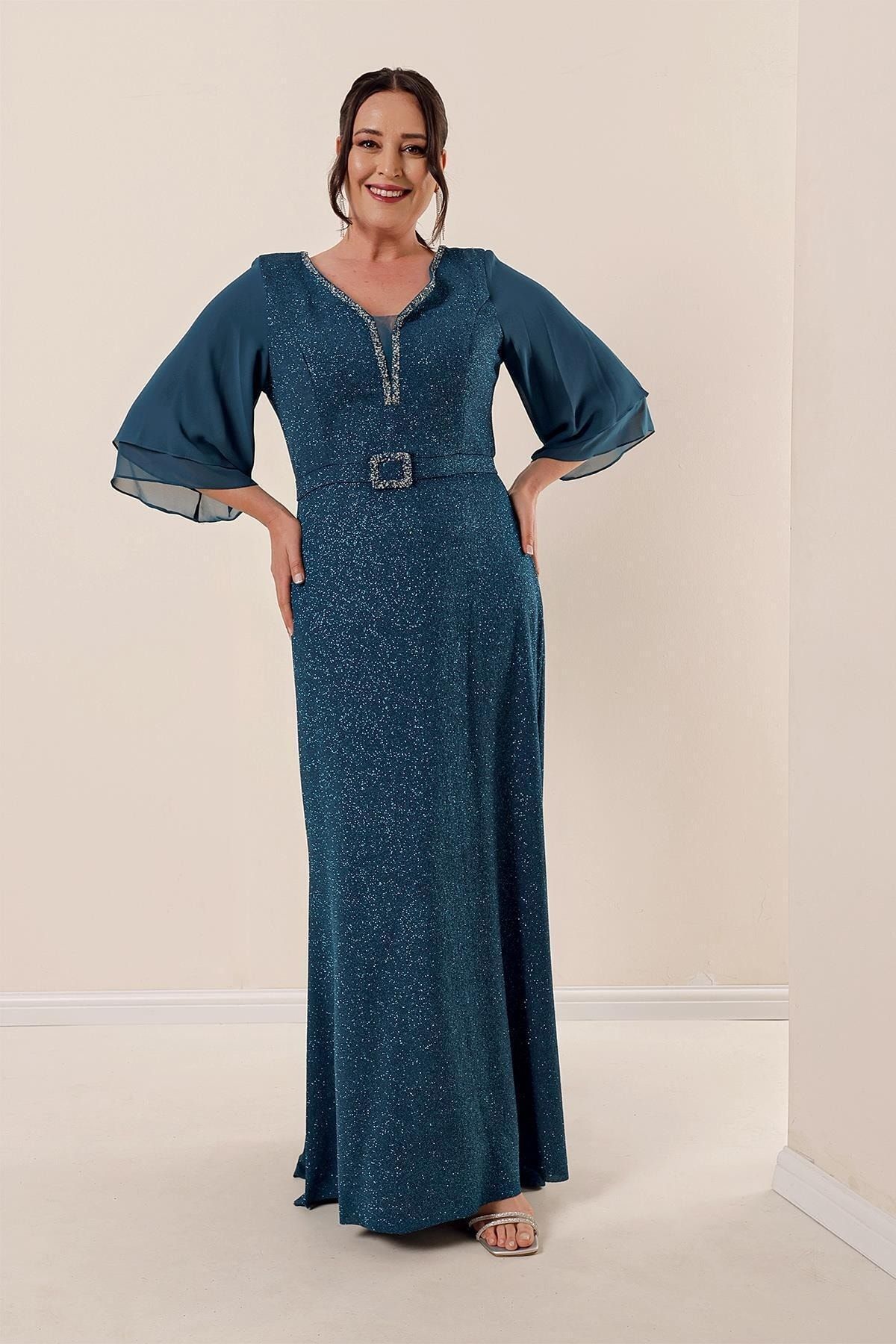 By Saygı Ön Arka V Yaka Şifon Kollu Astarlı Tokalı Büyük Beden Simli Uzun Elbise