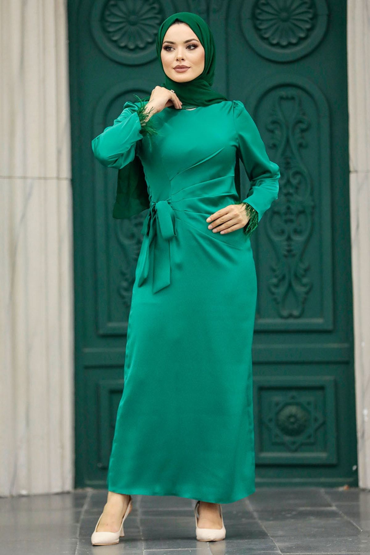 Neva Style Tesettürlü Abiye Elbise - Drape Detaylı Yeşil Tesettür Saten Abiye Elbise 5921Y