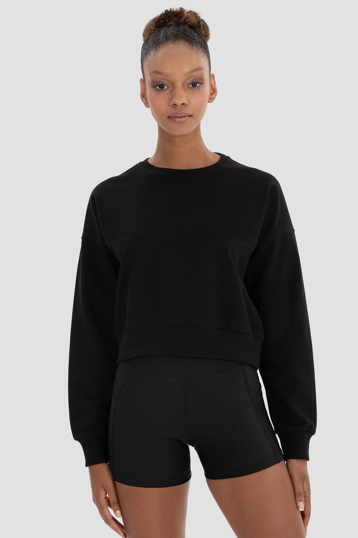 Superstacy Ena Oversize Siyah Crop Sweatshirt