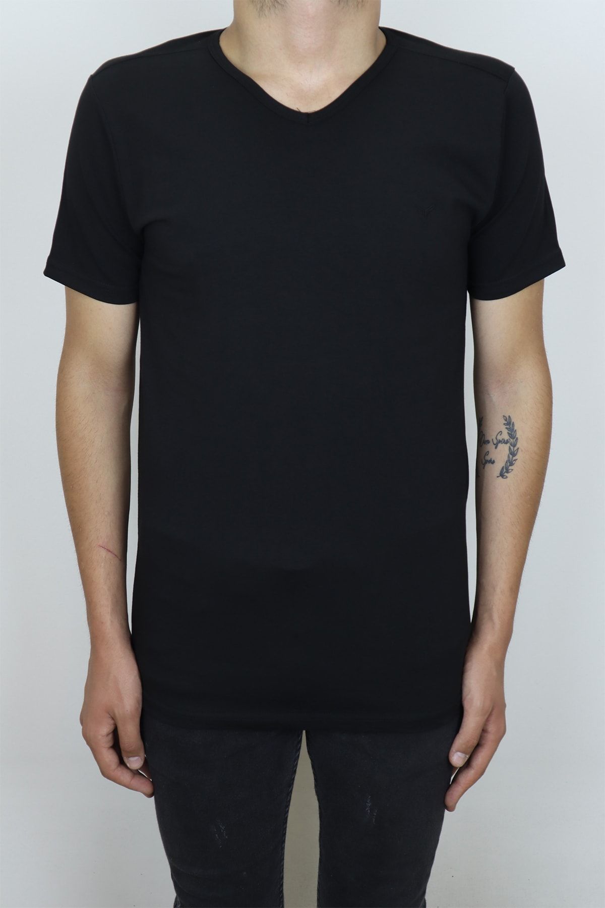 Maccali Fistan Store Erkek Siyah V - Yaka Spor Kesim Dar Kalıp Basic T-Shirt