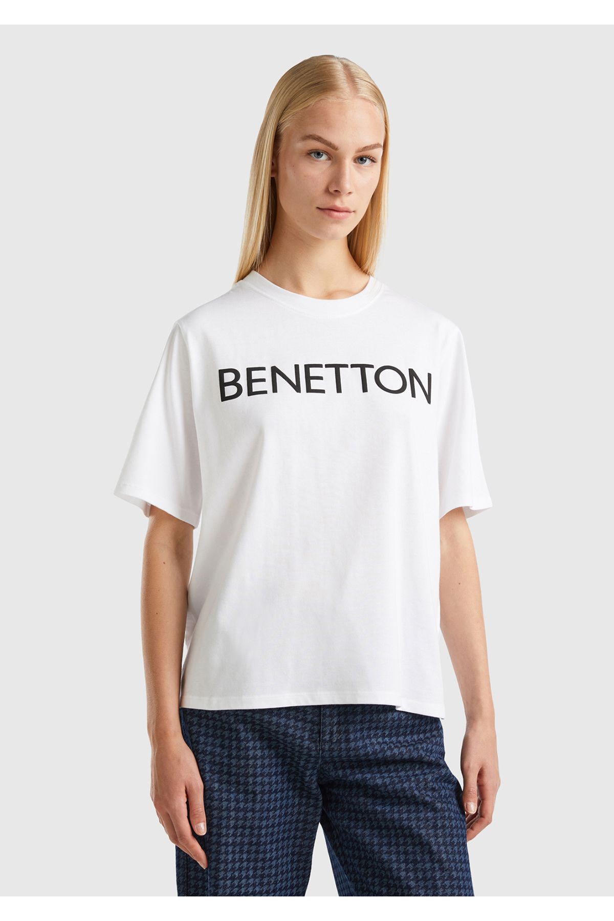 United Colors of Benetton Kadın Mix %100 Koton Benetton Yazılı Rahat Kalıp T-Shirt Beyaz