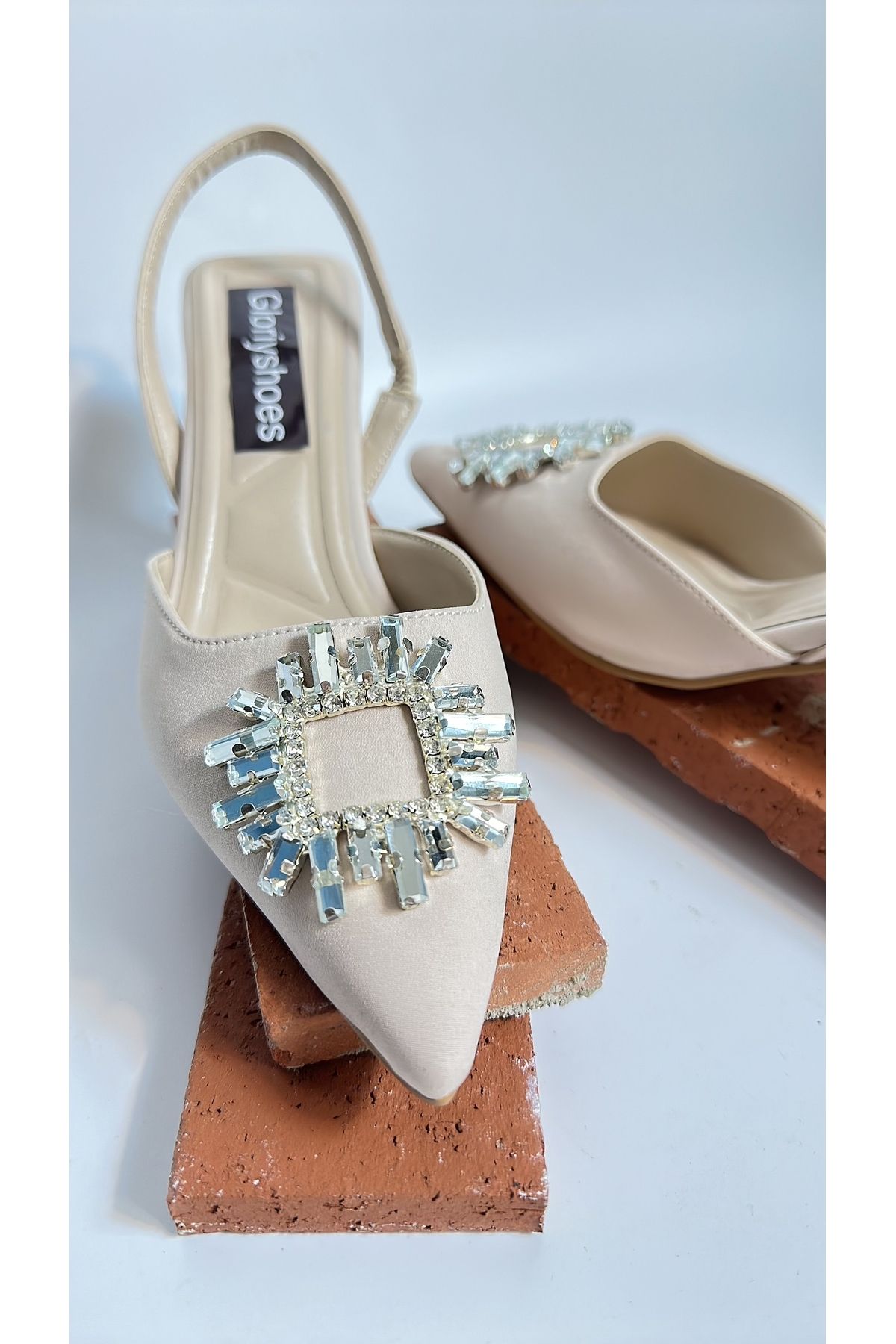 Gloriys Ayakkabı & Çanta Ten saten 5 cm topuklu taşlı ayakkabı 0480