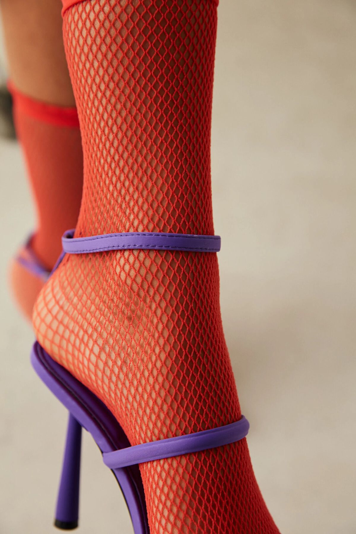 Penti Fashion Kırmızı File Soket Çorap