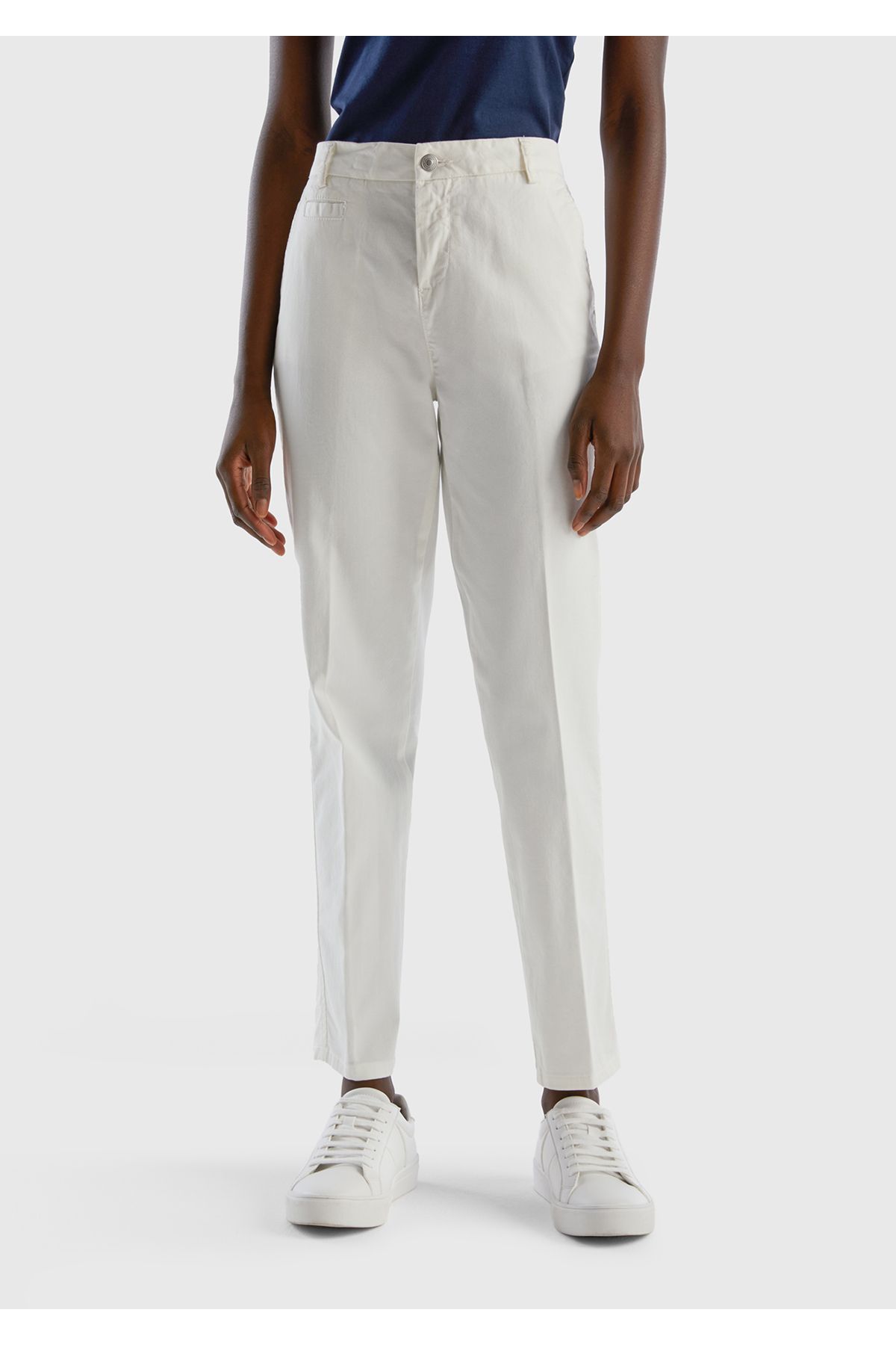 United Colors of Benetton Kadın Bej Elastanlı Basic Chino Pantolon Beyaz