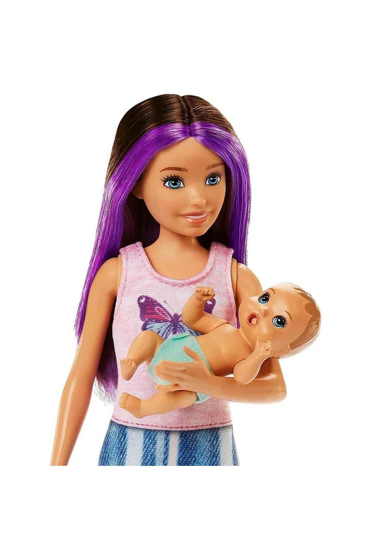 Barbie Bebek Bakıcılığı Oyun Seti FHY97 - Kumral Beşikli