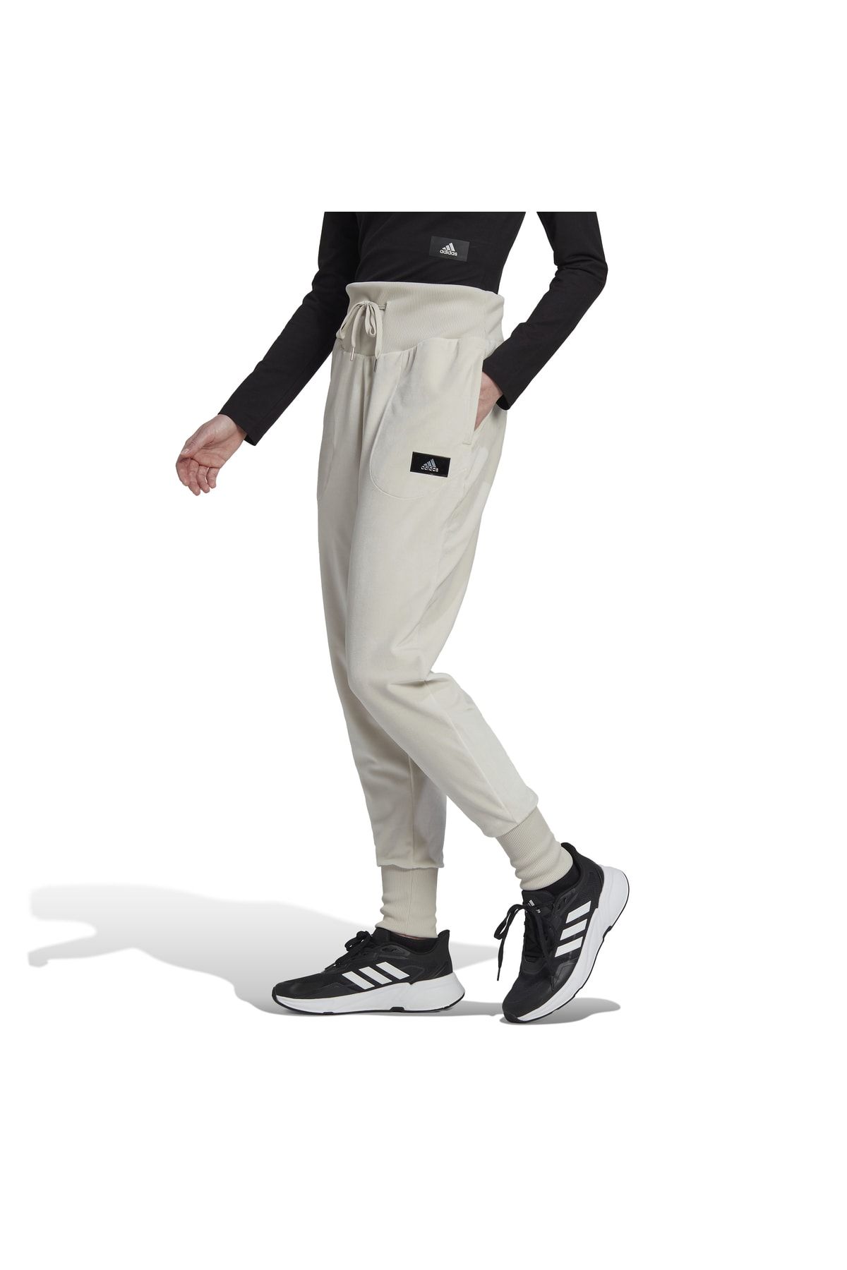Adidas cozy tracksuit deals