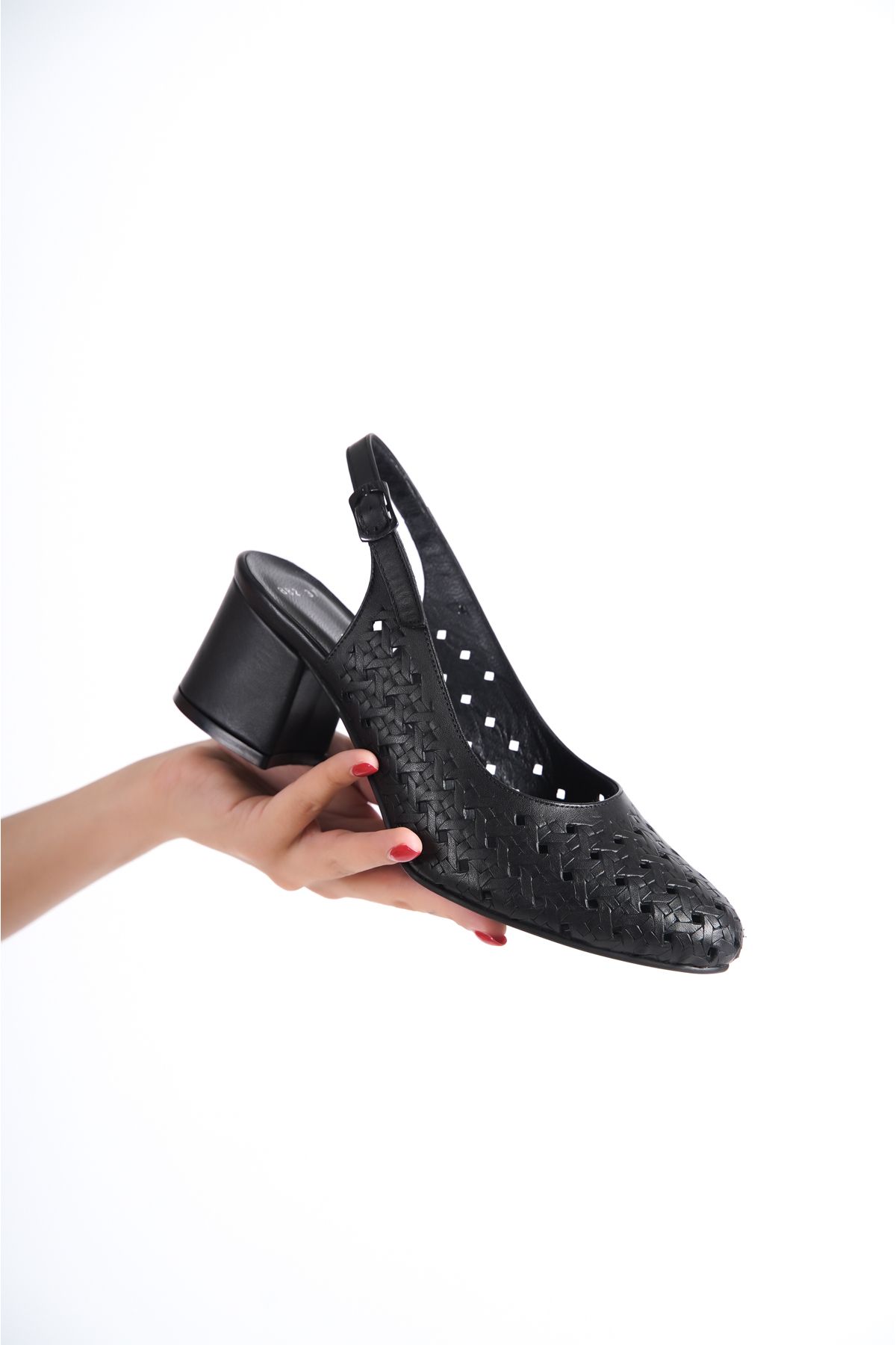 Deripabuc Hakiki Deri Siyah Kadın Topuklu Deri Ayakkabı Shn-0882