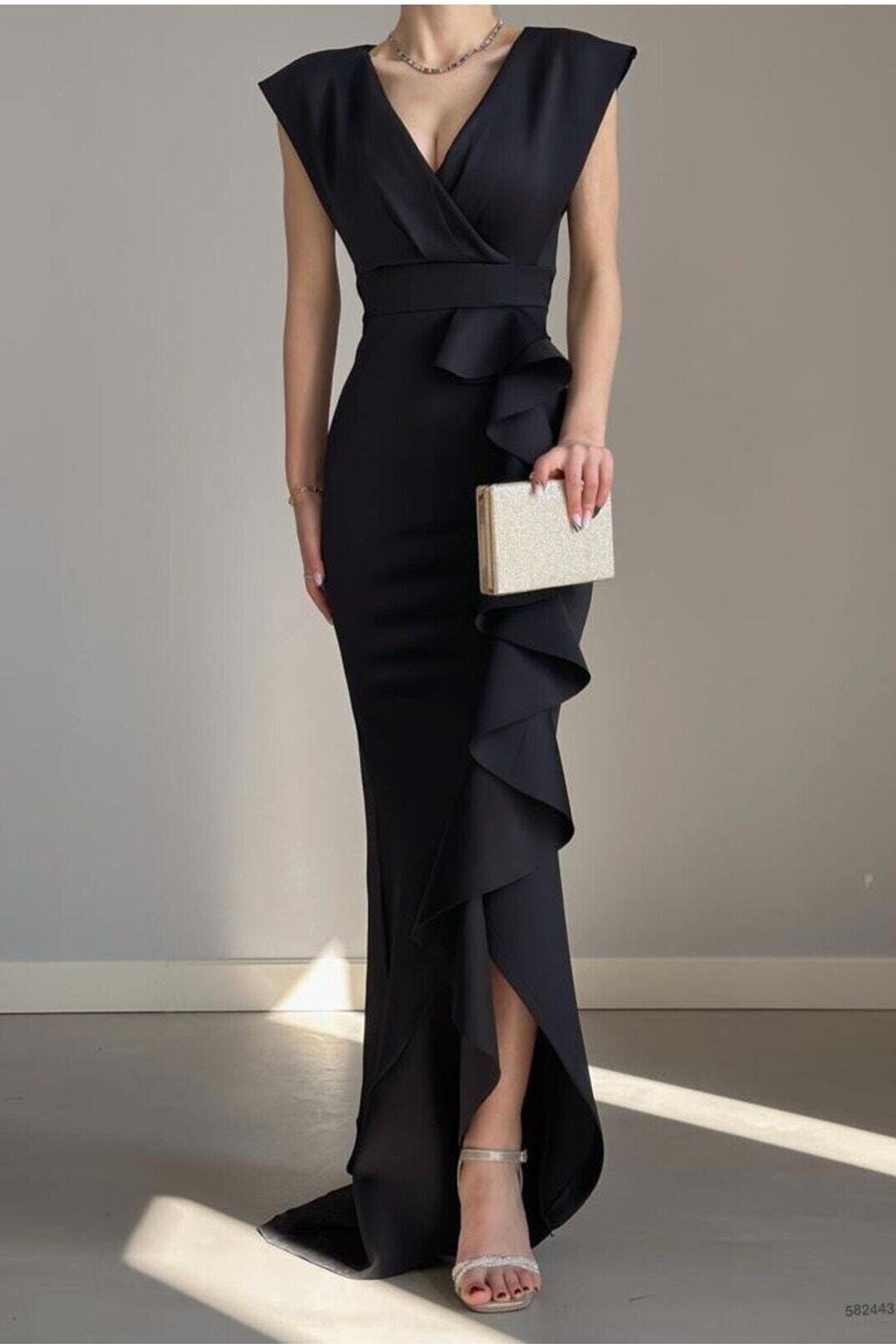 ALFUDO Moda Collection Kadın Siyah Scuba Dalgıç Kumaş Kruvaze Yaka Eteği Volanlı Abiye Mezuniyet Nikah Elbise