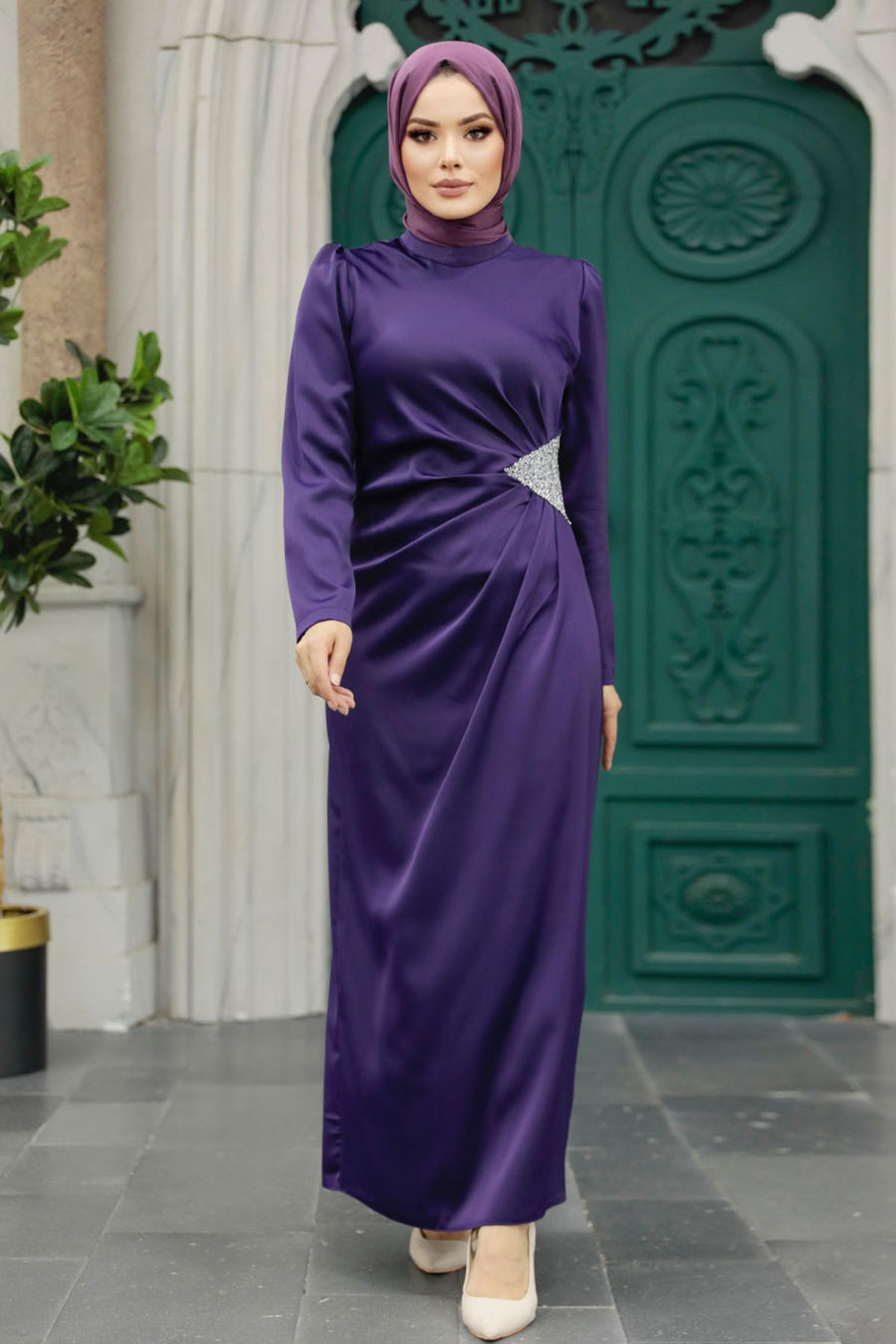 Neva Style Drape Detaylı Mor Tesettür Saten Abiye Elbise 5940MOR