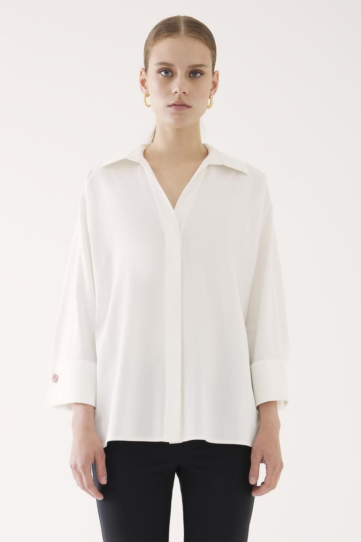 Perspective Alvin Rahat Kalıp Standart Boy Düşük Kollu Gömlek Yaka Beyaz Renk Kadın Gömlek