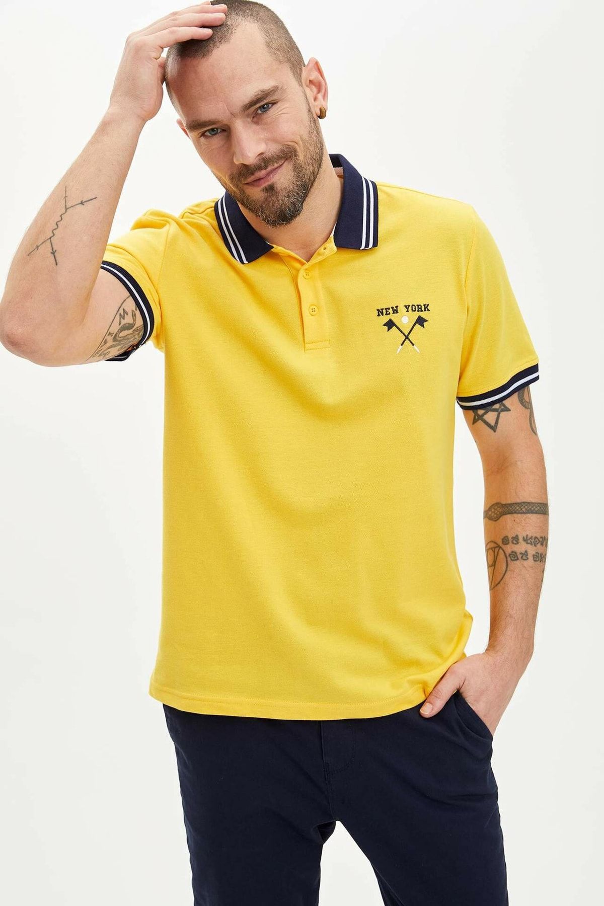 Defacto Slim Fit Polo Yaka New York Nakış Işlemeli Tişört