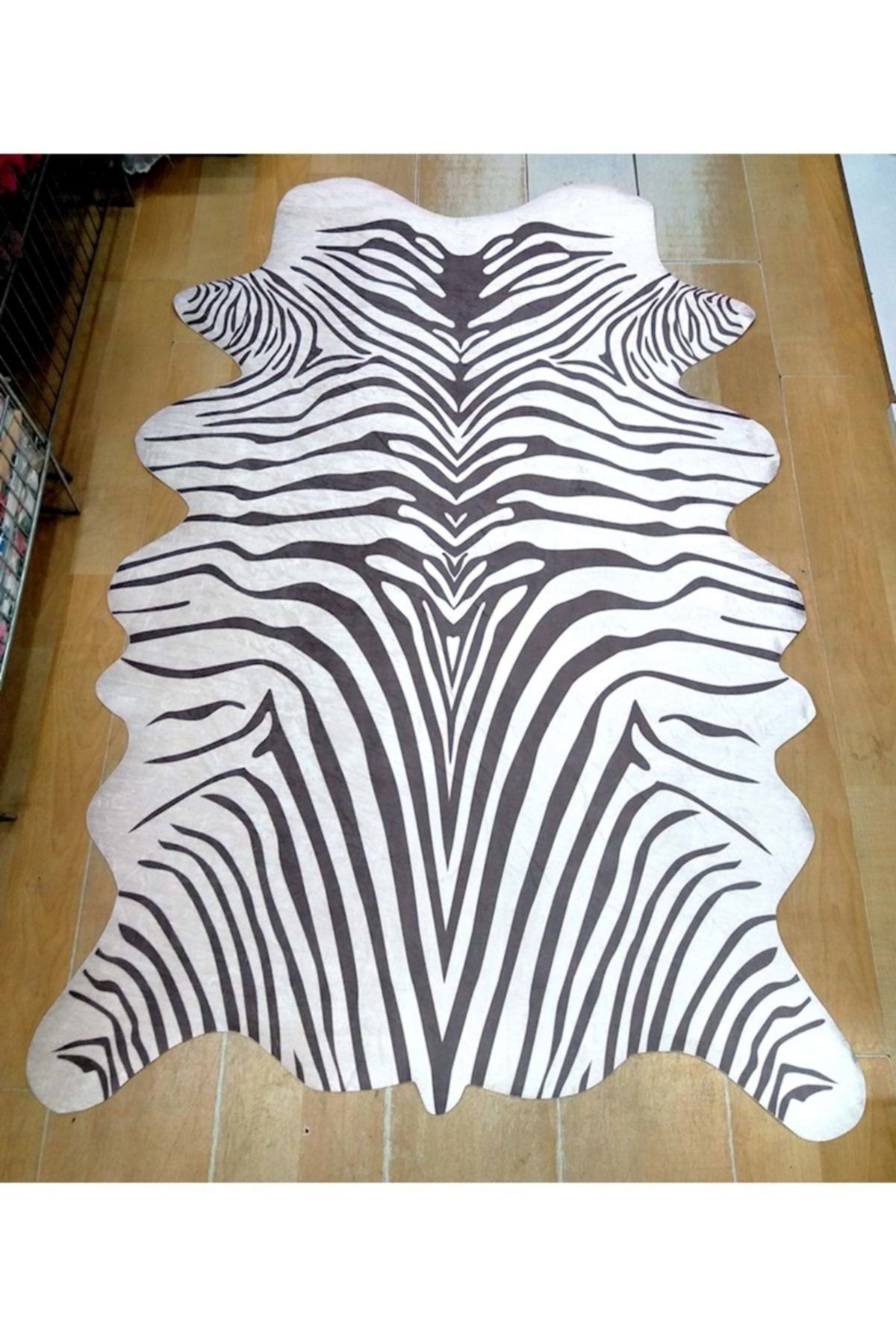 Fc Plus Acassia Home Baskılı Deri Zebra Post (100x150) Kahve/beyaz