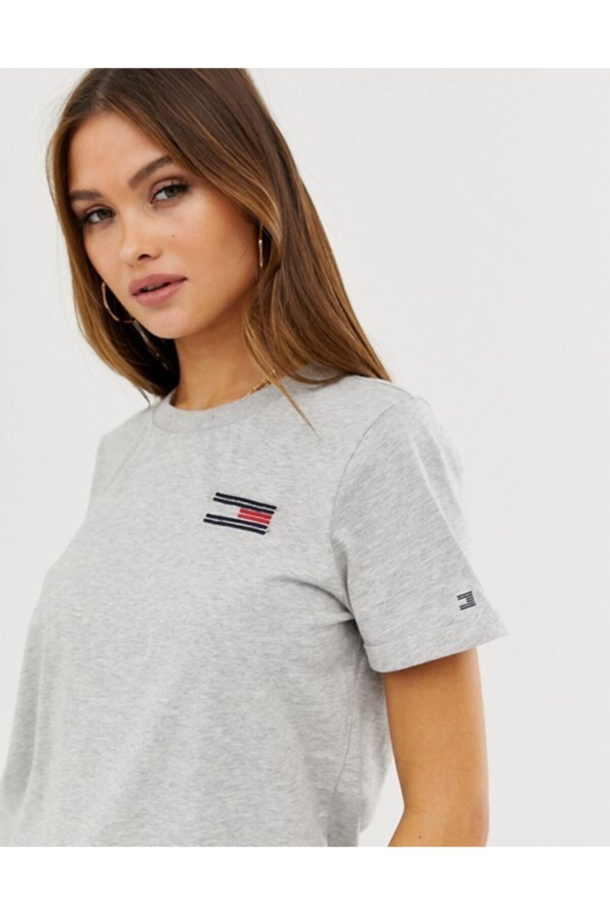 Tommy Hilfiger Flag Logo Neck Tshirt
