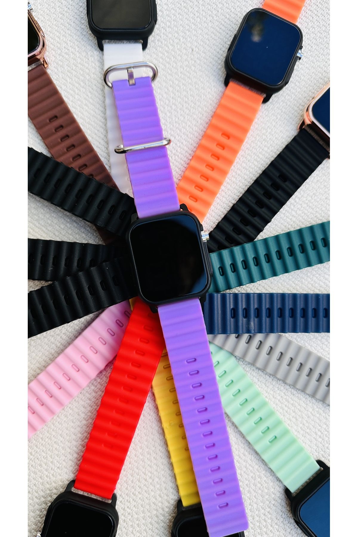 pullmarkt Silikon Kordon Akıllı Saat görünğmlü kol saati ( Akıllı Saat Değildir !!)
