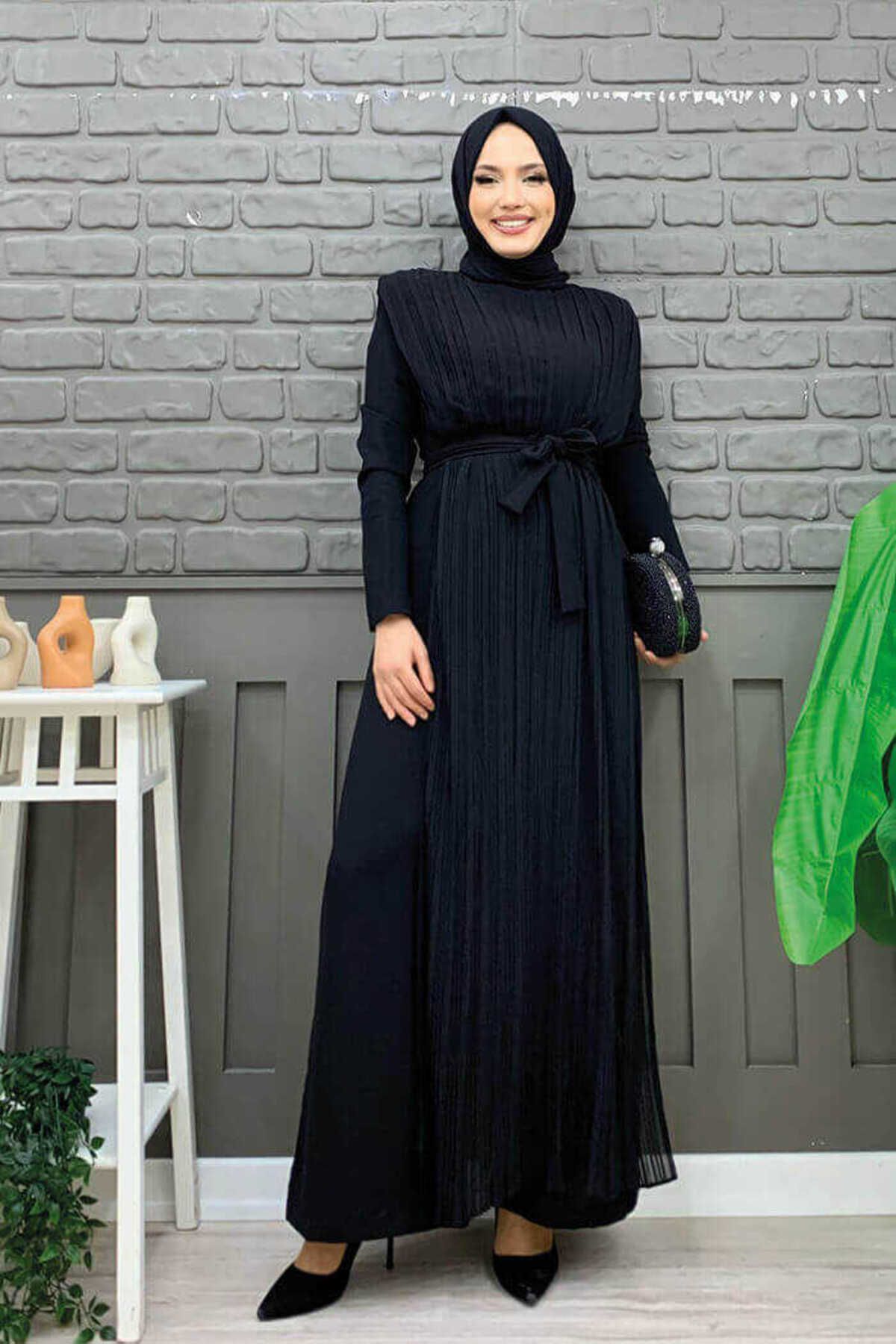 Bym Fashion Piliseli Şifon Pelerin Detay Bel Kuşaklı Tulum 3498 Siyah