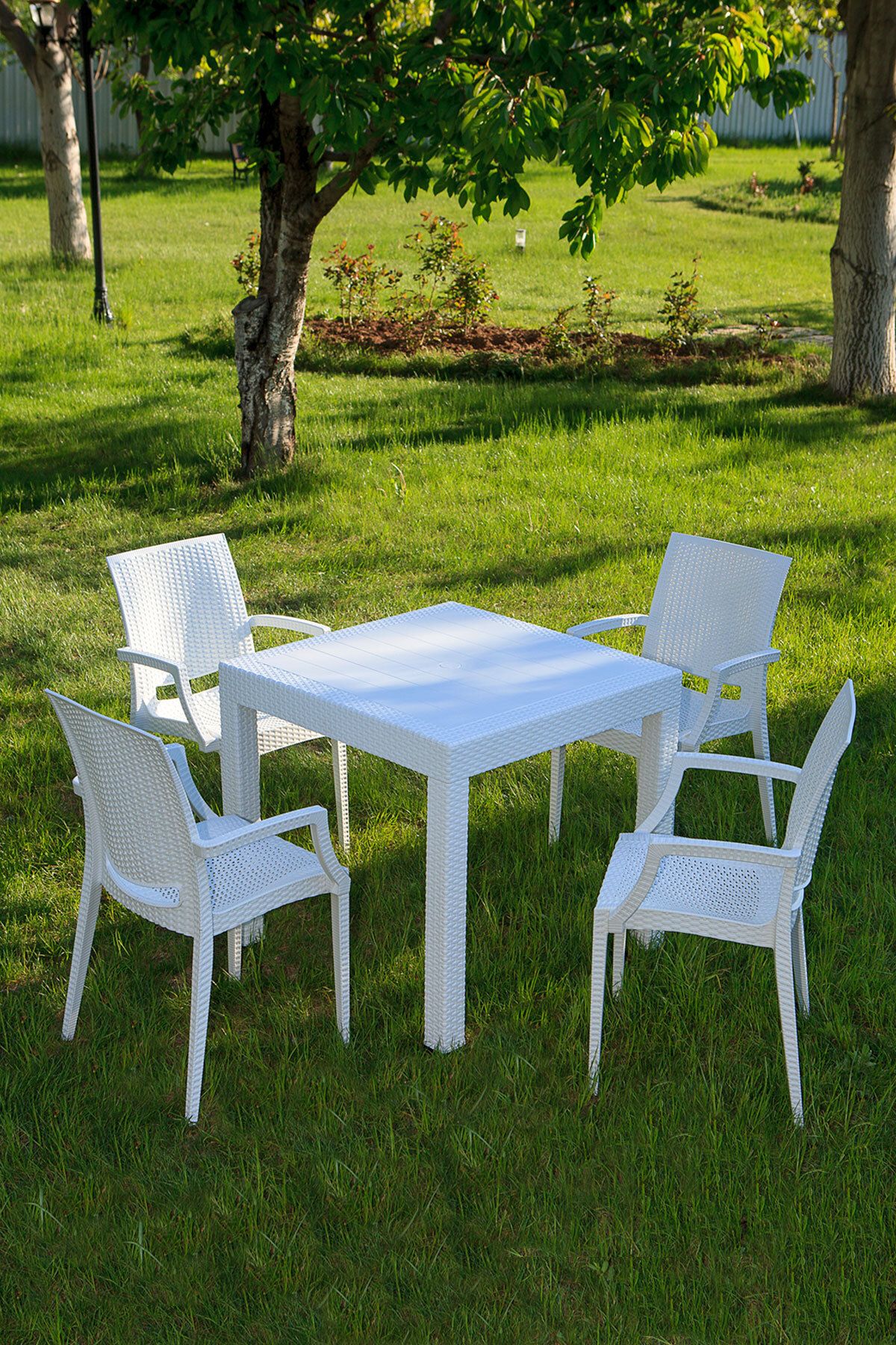 SANDALİE Rattan Beyaz Kollu 4 Sandalye Masa Takımı - Bahçe&balkon&teras