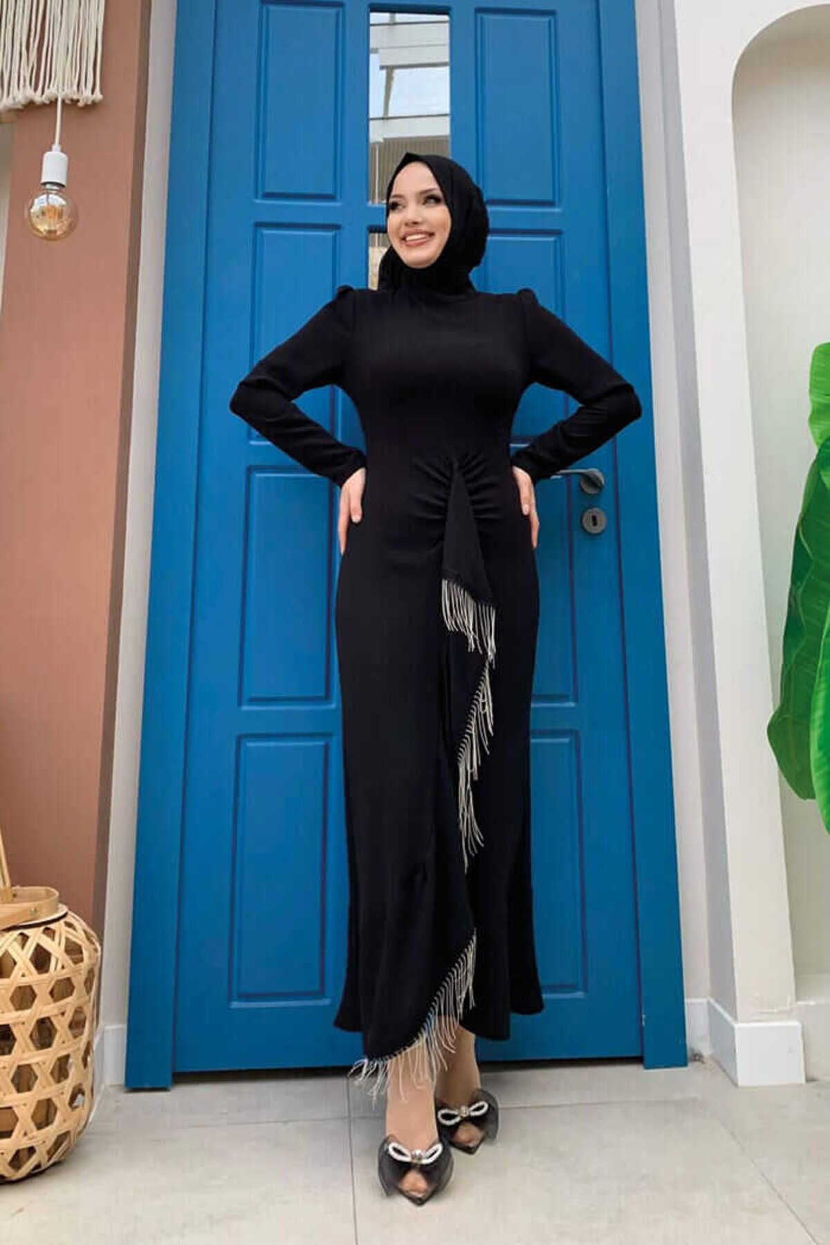 Bym Fashion Ön Zincir Püskül Detay Balık Model Abiye Elbise 3810 Siyah