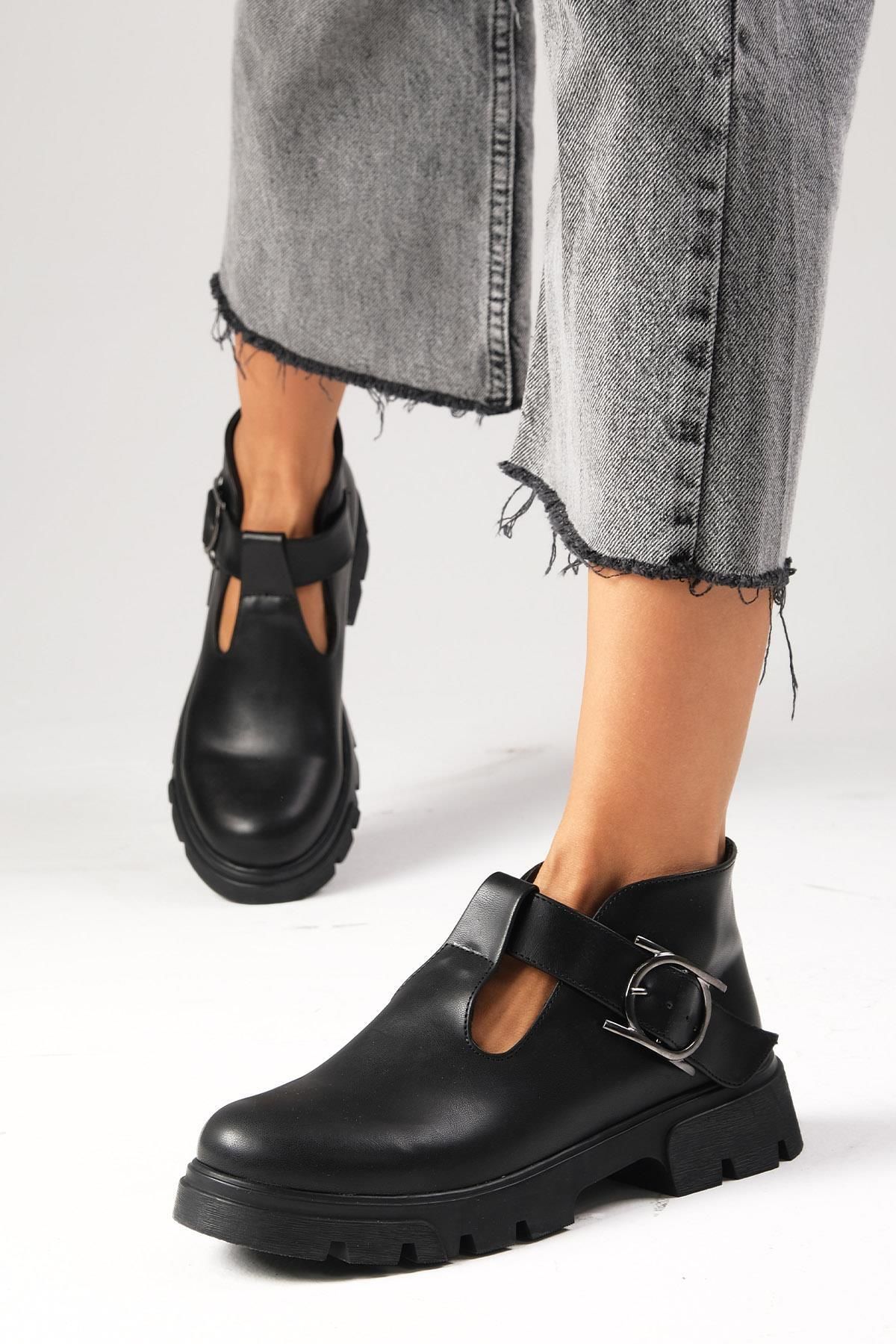 Mio Gusto Norma Siyah Renk Kalın Tabanlı Kadın Loafer Ayakkabı