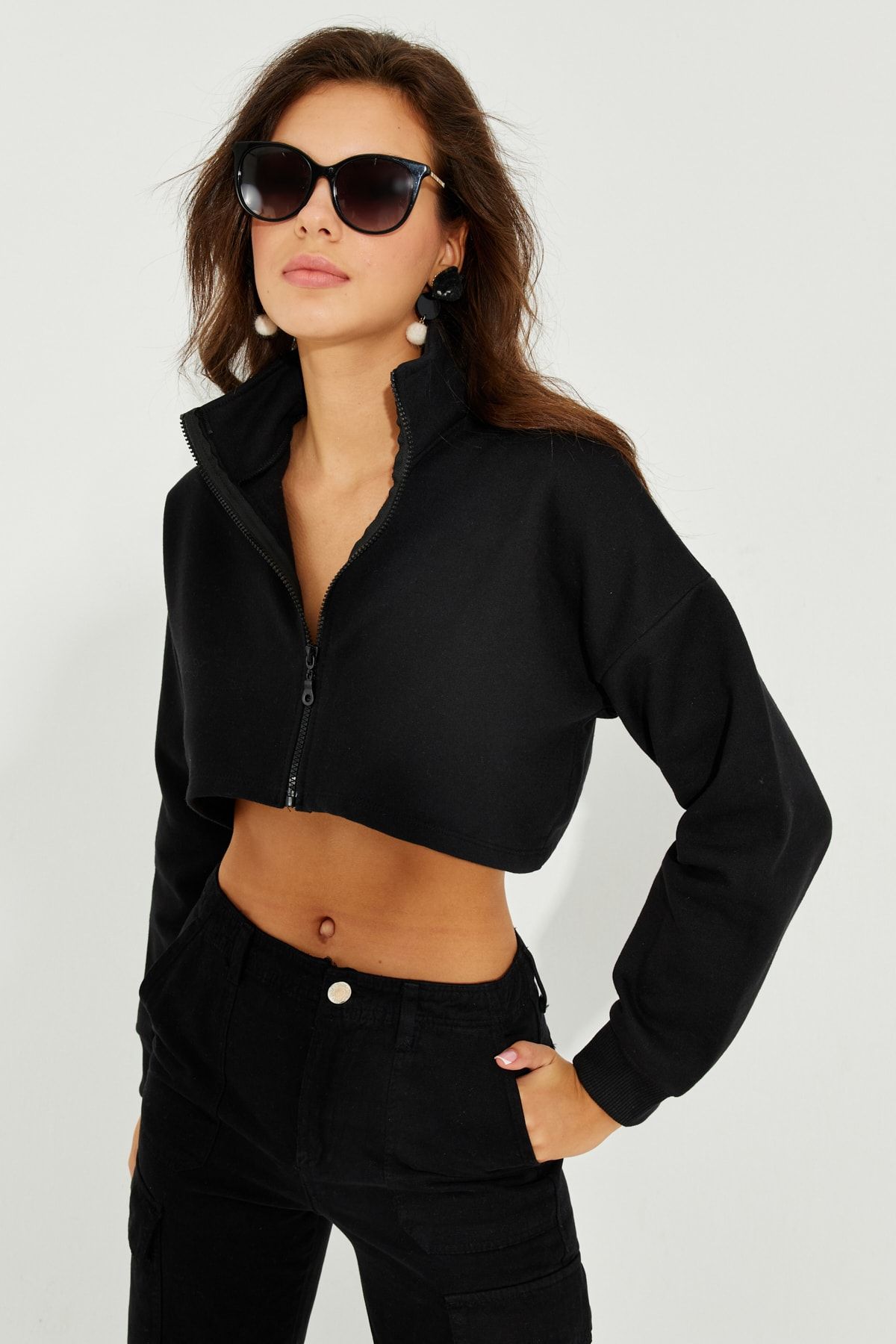 Cool & Sexy Kadın Siyah Fermuarlı Crop Sweatshirt CHB60