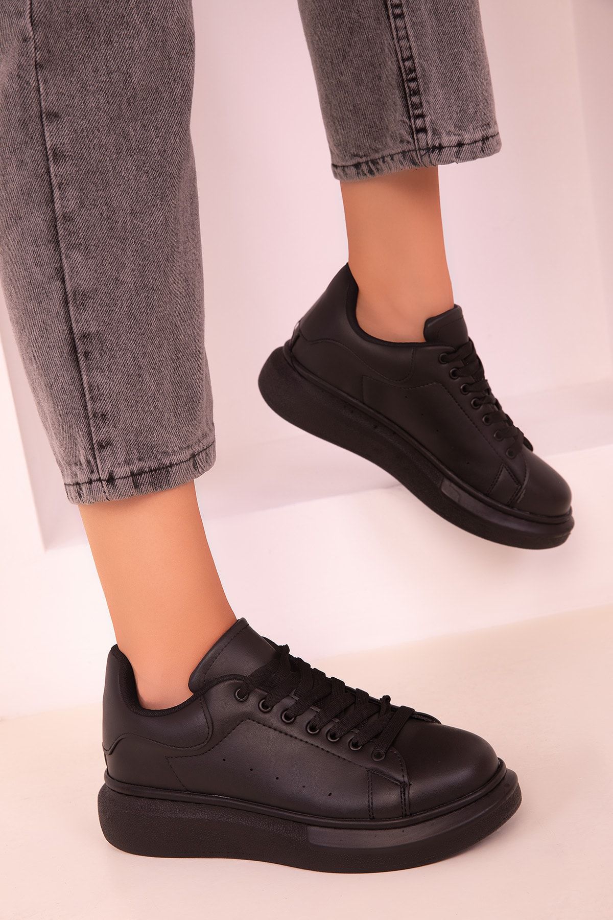 SOHO Siyah-Siyah Kadın Sneaker 15732
