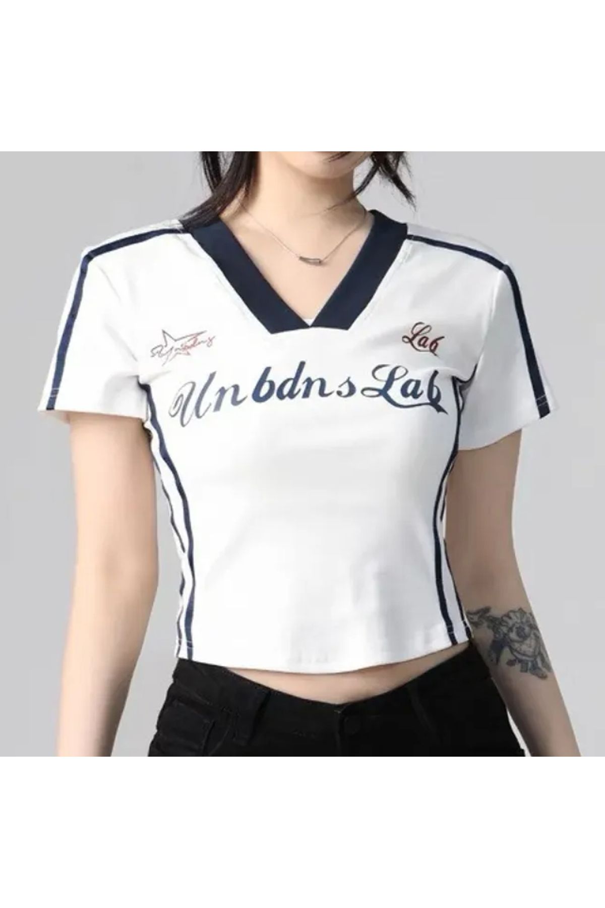Köstebek Beyaz Unbdns Lab Uniform Yarım Crop T-Shirt -mingalondon