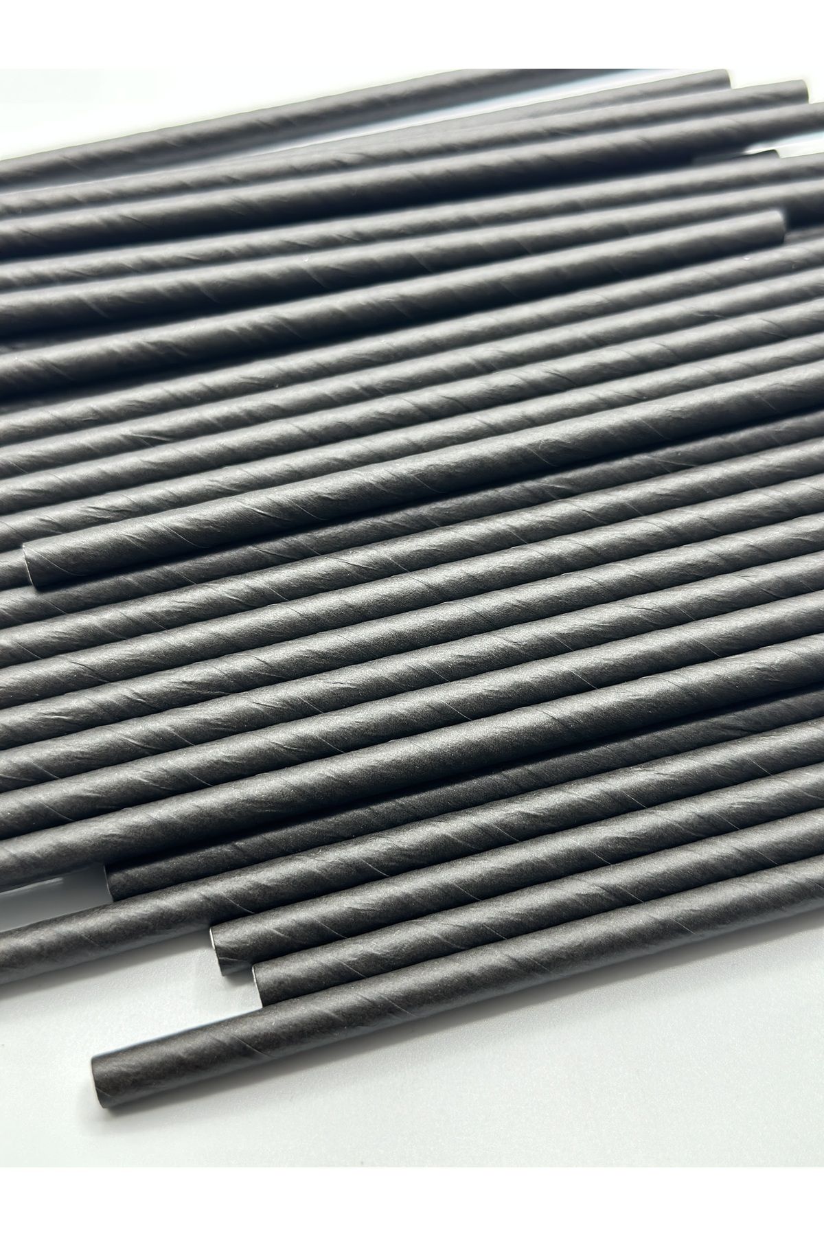 Pars Kağıt Pipet 100 Adet Çap:6 mm Uzunluk:20 cm- Doğayla Dost Geri Dönüştürülebilir Kağıt Pipet