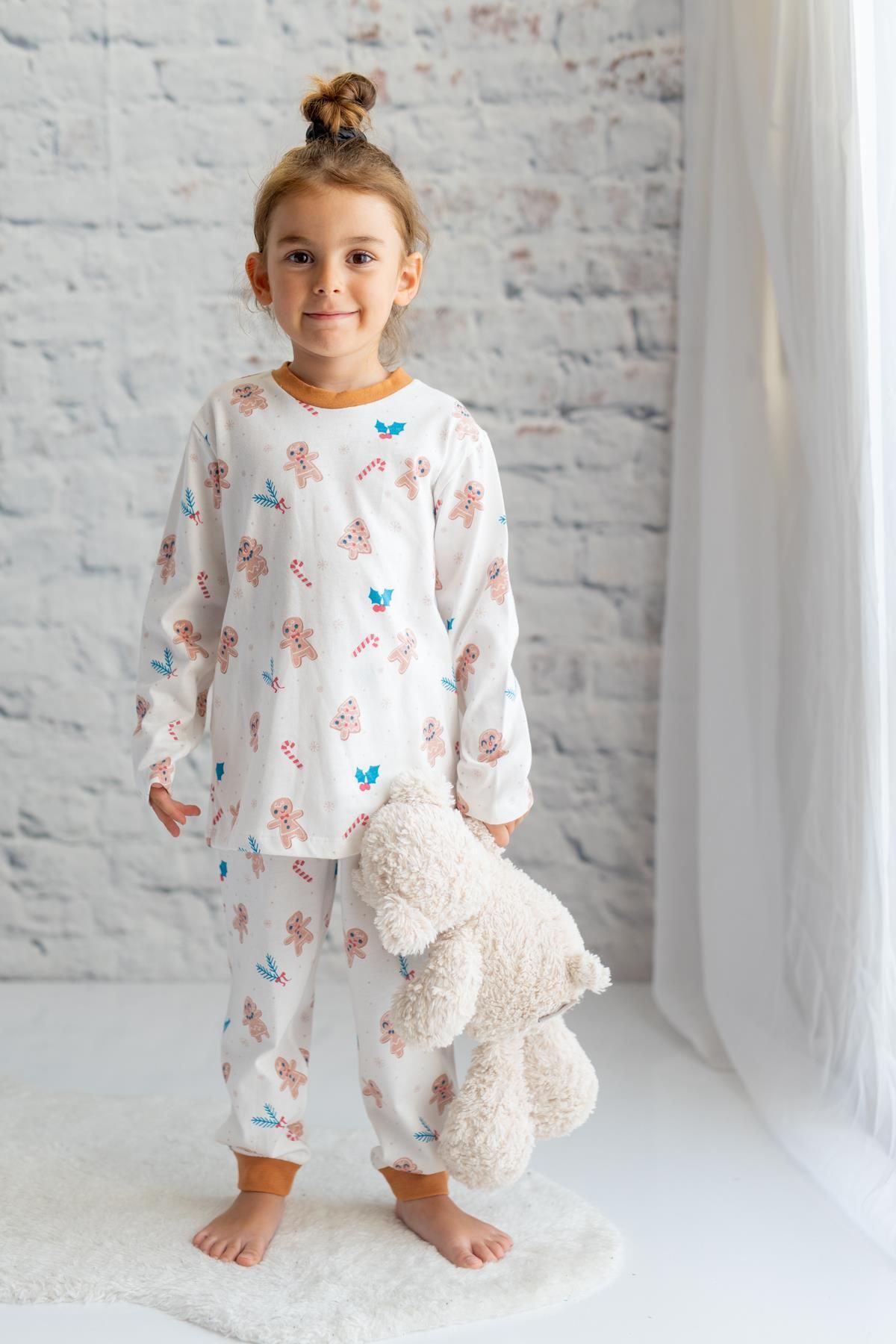 Zeyland Kız Çocuk Kurabiye Desenli Pijama Takımı
