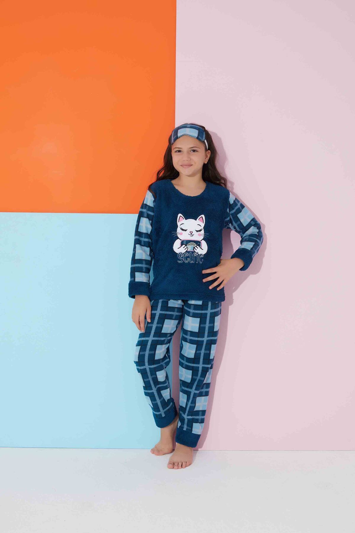Tarık Kız Genç VE Çocuk Ekose Kedi Desenli Uzun Kollu Polar Peluş Kumaş Kışlık Sıcak Tutan Pijama Takımı