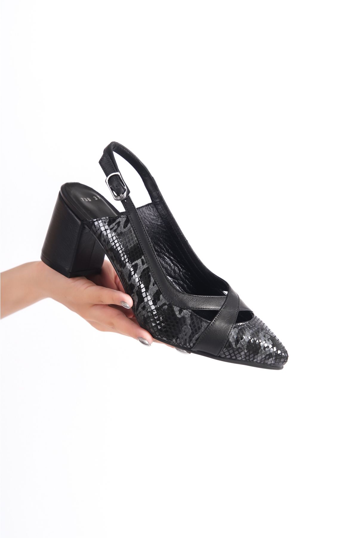 Deripabuc Hakiki Deri Siyah Yılan Kadın Topuklu Deri Ayakkabı Shn-0738
