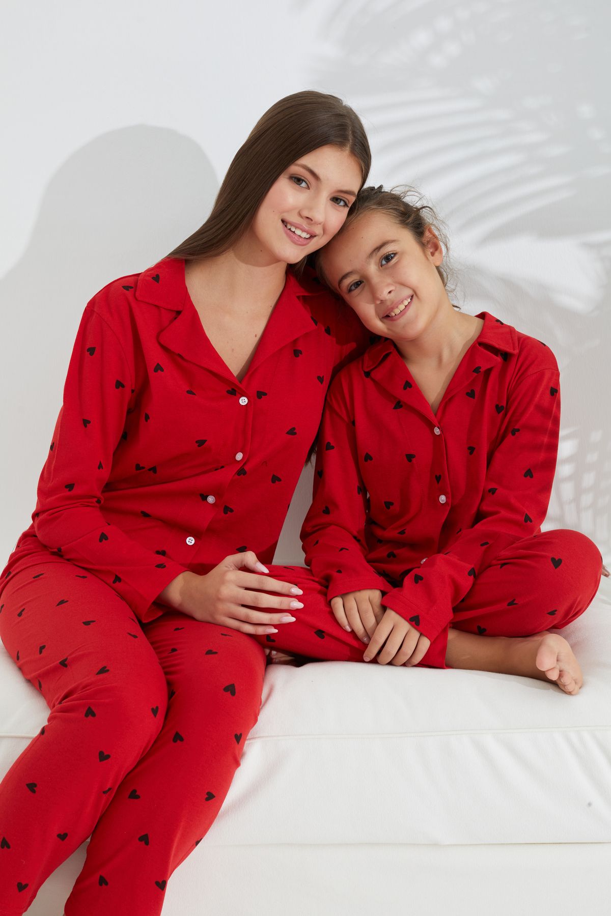 Siyah İnci Kırmızı Pamuklu Düğmeli Pijama Takımı