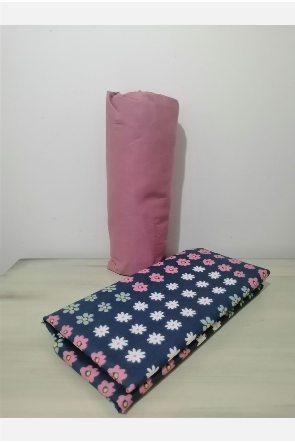 English Home Düz Pamuklu Tek Kişilik Lastikli Çarşaf Seti 100x200 Cm Pembe (1 Adet 50x70 cm Yastık Kılıfı)